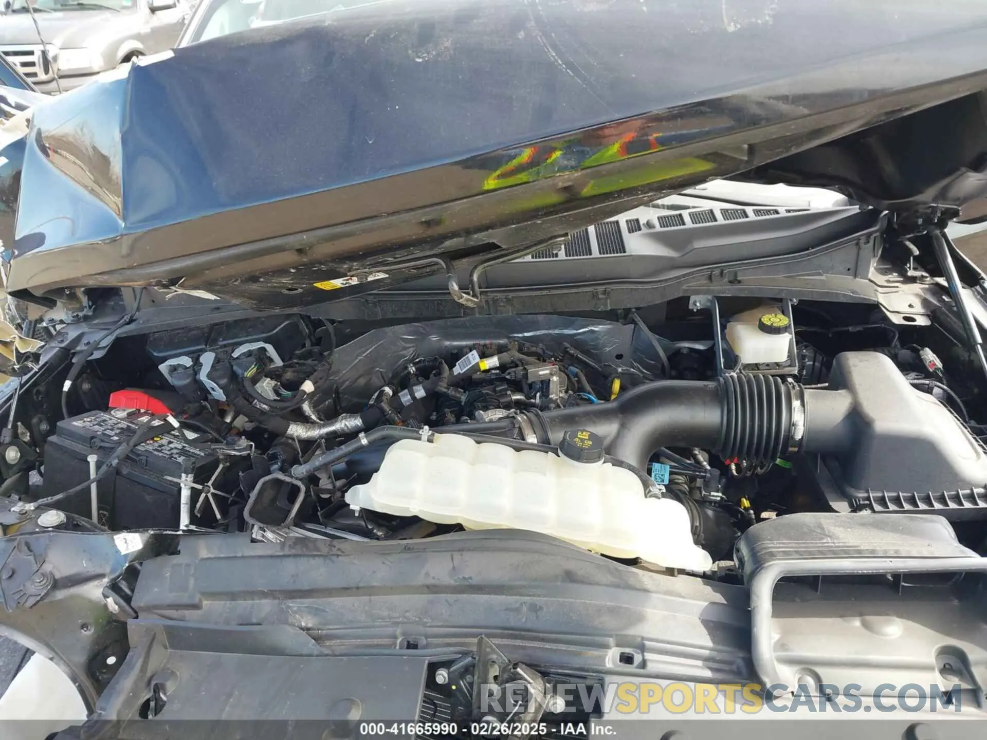 10 Photograph of a damaged car 1FTMF1LP5RKE40862 FORD F-150 2024