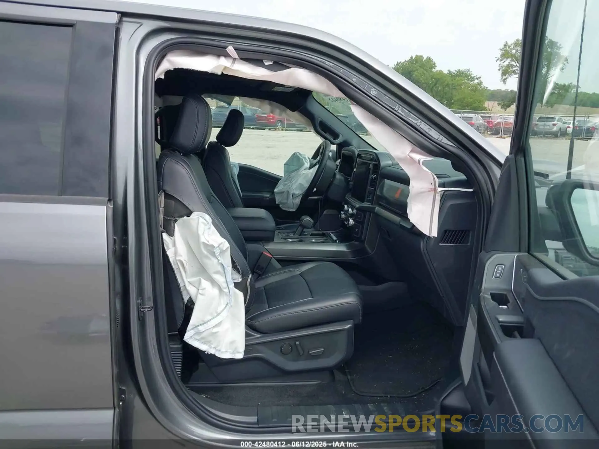 5 Photograph of a damaged car 1FTFW5LD9SFA37472 FORD F-150 2025