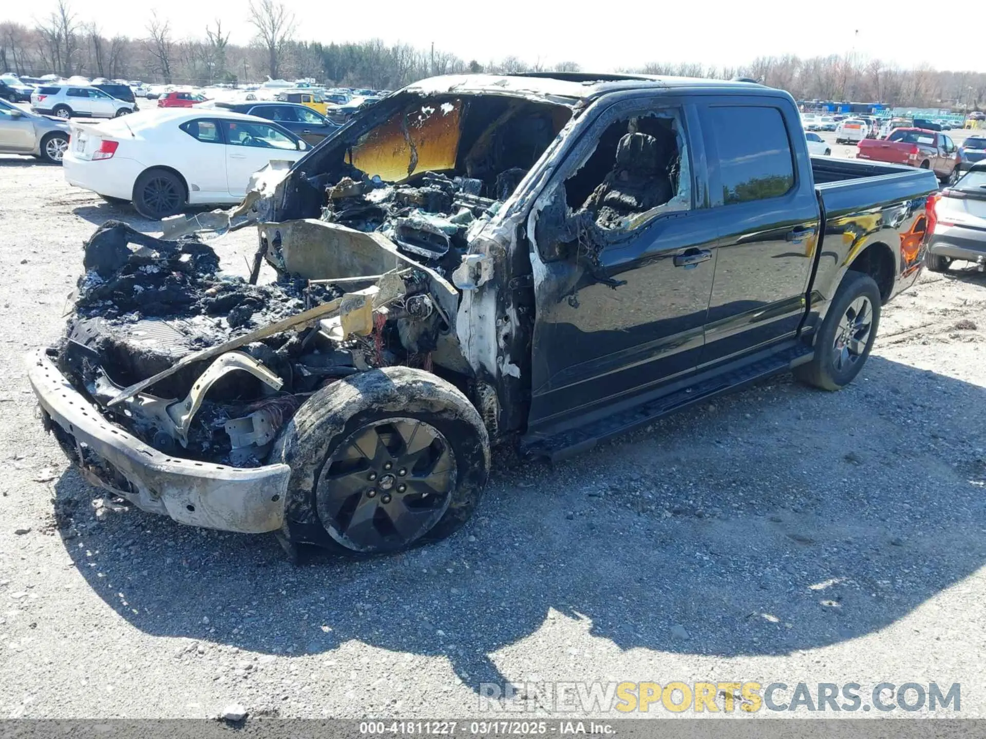 2 Photograph of a damaged car 1FT6W1EV8NWG13457 FORD F-150 LIGHTNING 2022