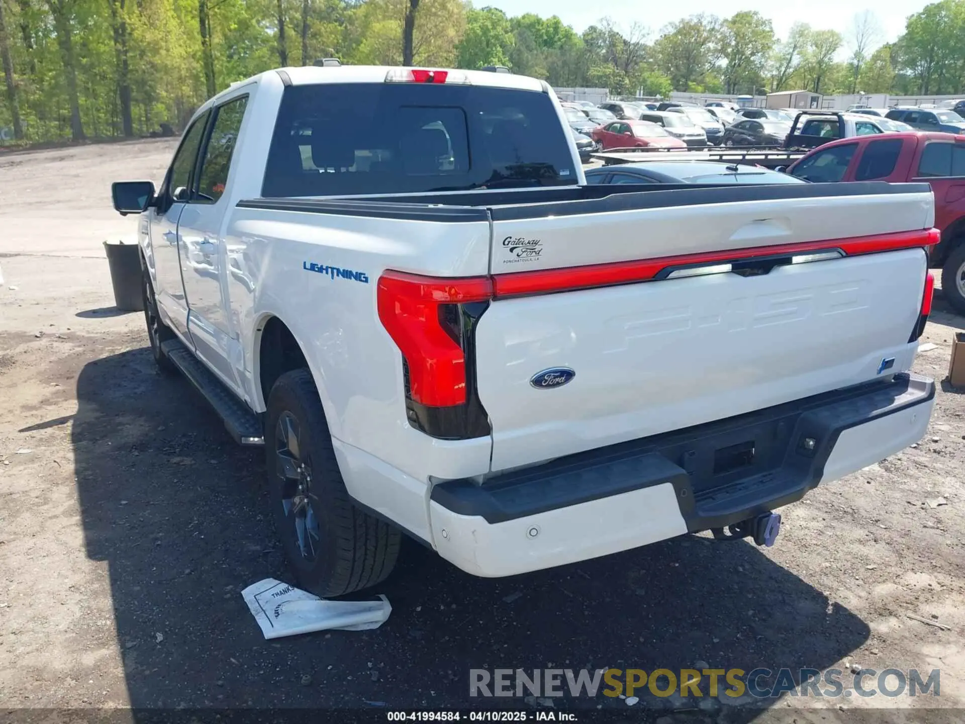 3 Фотография поврежденного автомобиля 1FTVW1EL3NWG16227 FORD F-150 LIGHTNING 2022