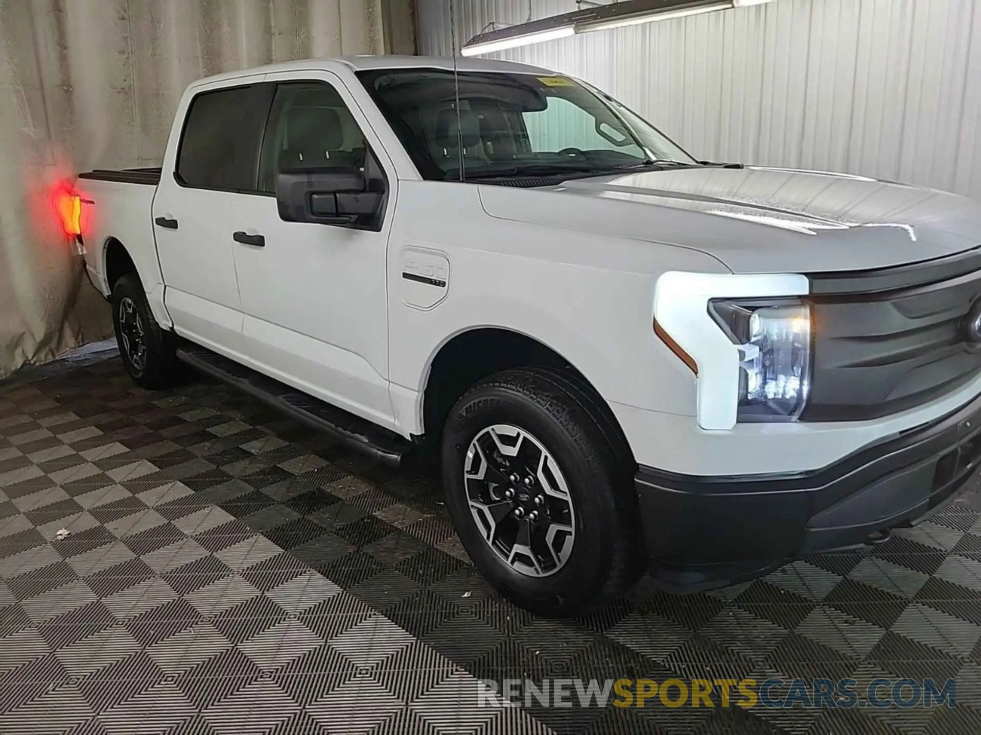 28 Фотография поврежденного автомобиля 1FTVW1EL5NWG14804 FORD F-150 LIGHTNING 2022