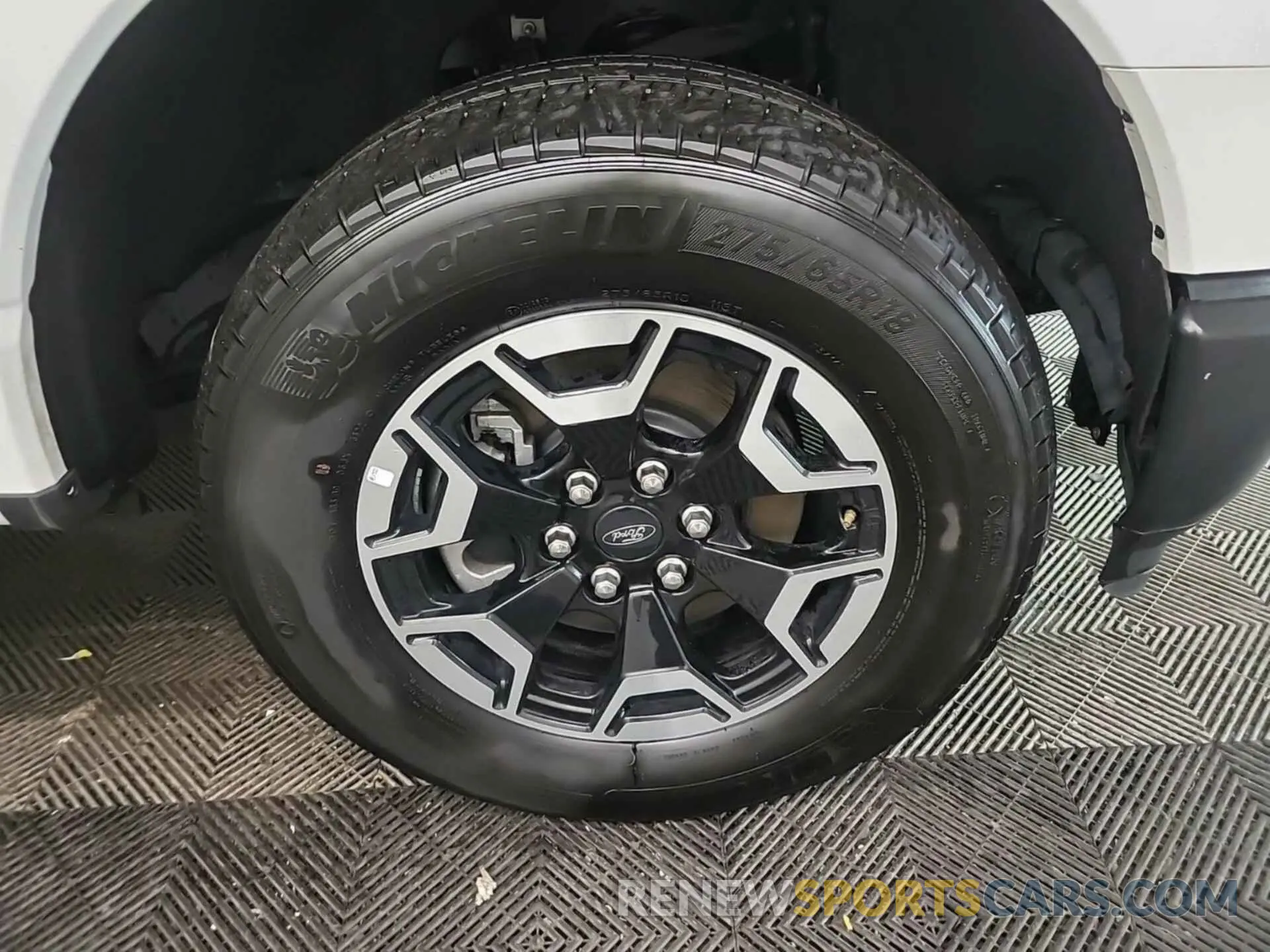 5 Фотография поврежденного автомобиля 1FTVW1EL5NWG14804 FORD F-150 LIGHTNING 2022