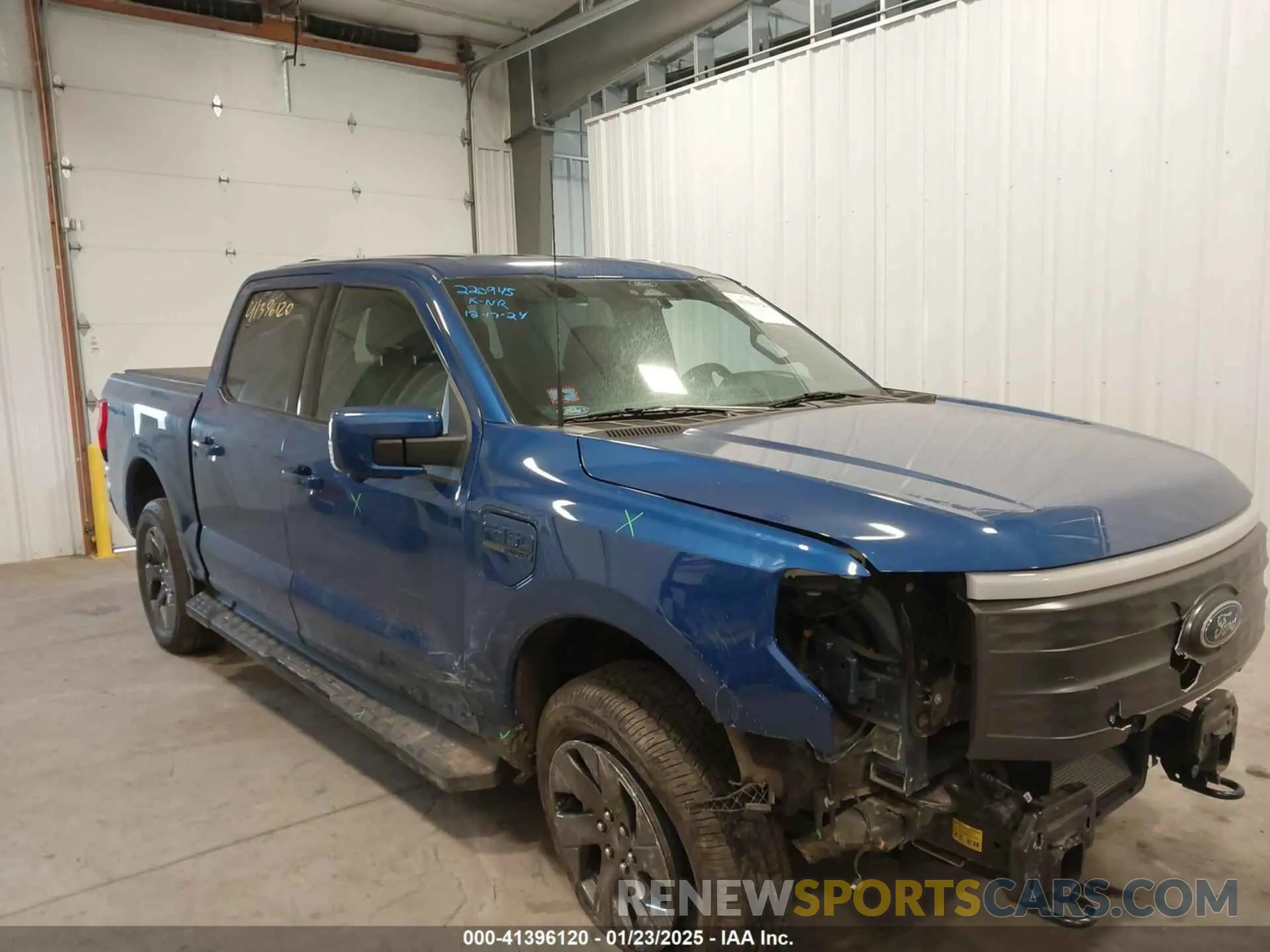 1 Фотография поврежденного автомобиля 1FTVW1EL7NWG15923 FORD F-150 LIGHTNING 2022