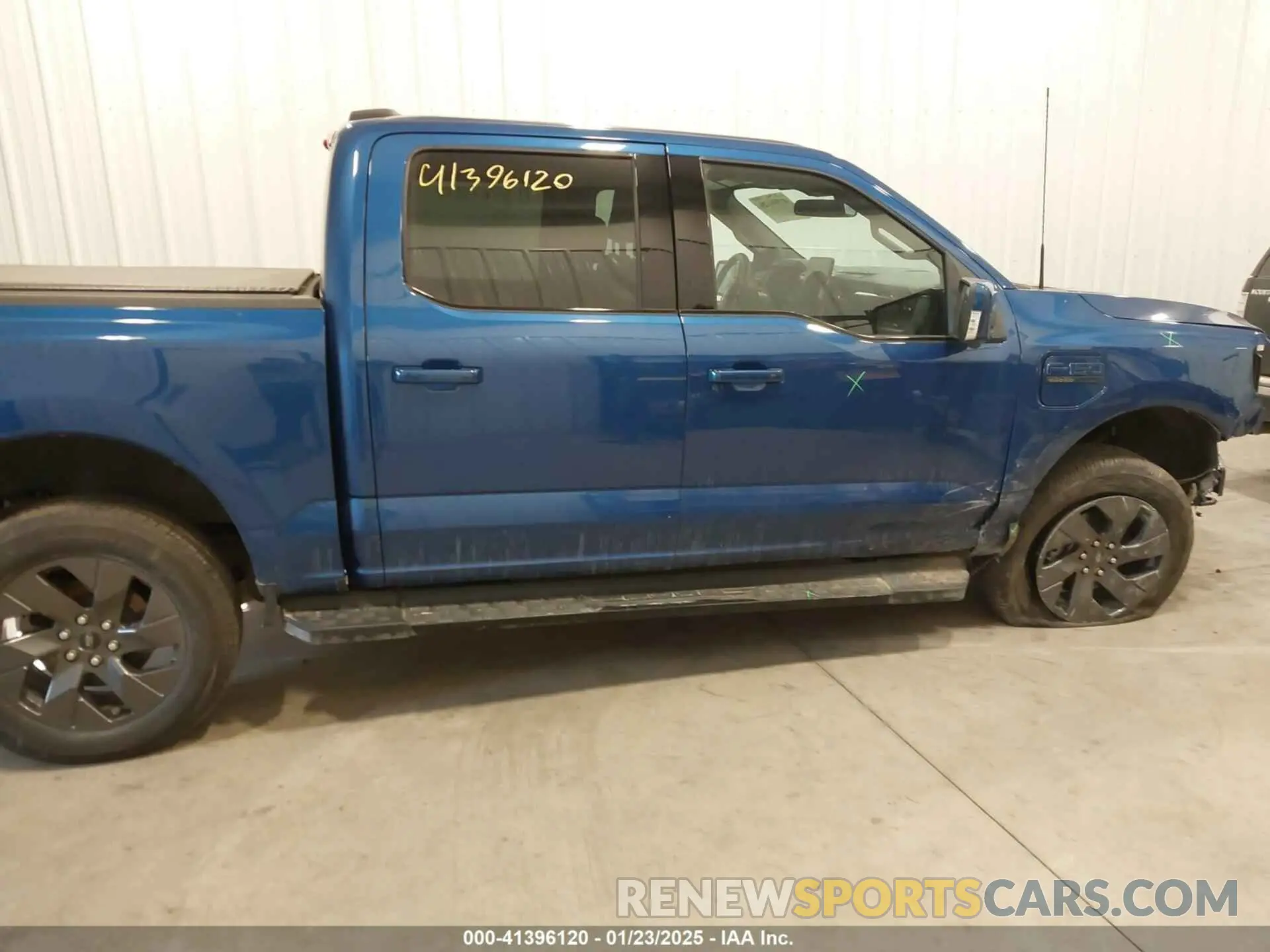 13 Фотография поврежденного автомобиля 1FTVW1EL7NWG15923 FORD F-150 LIGHTNING 2022