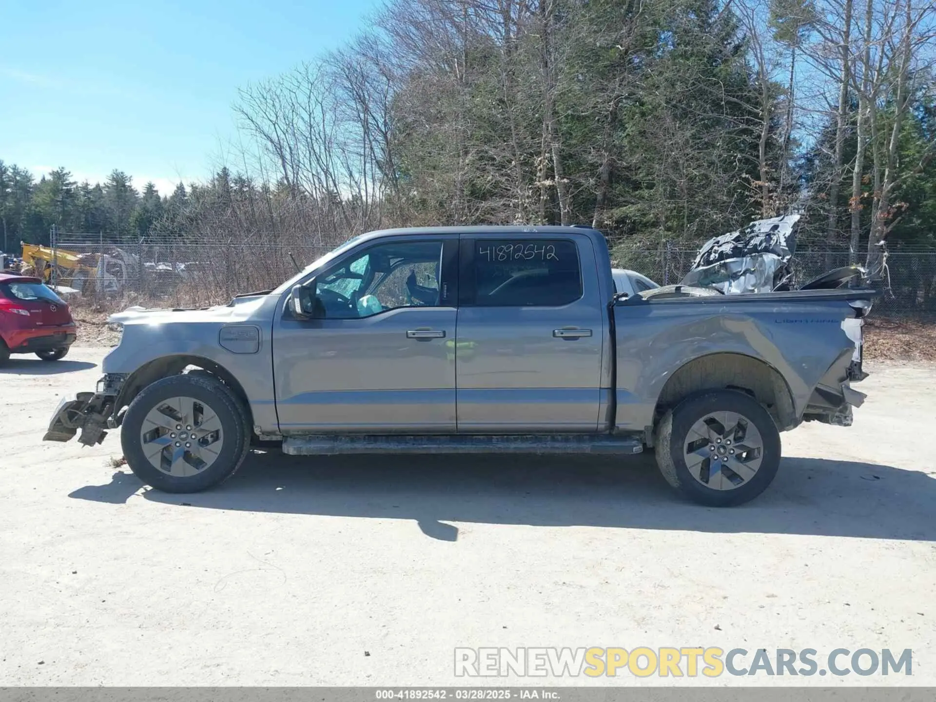 13 Фотография поврежденного автомобиля 1FTVW1EV4NWG03679 FORD F-150 LIGHTNING 2022