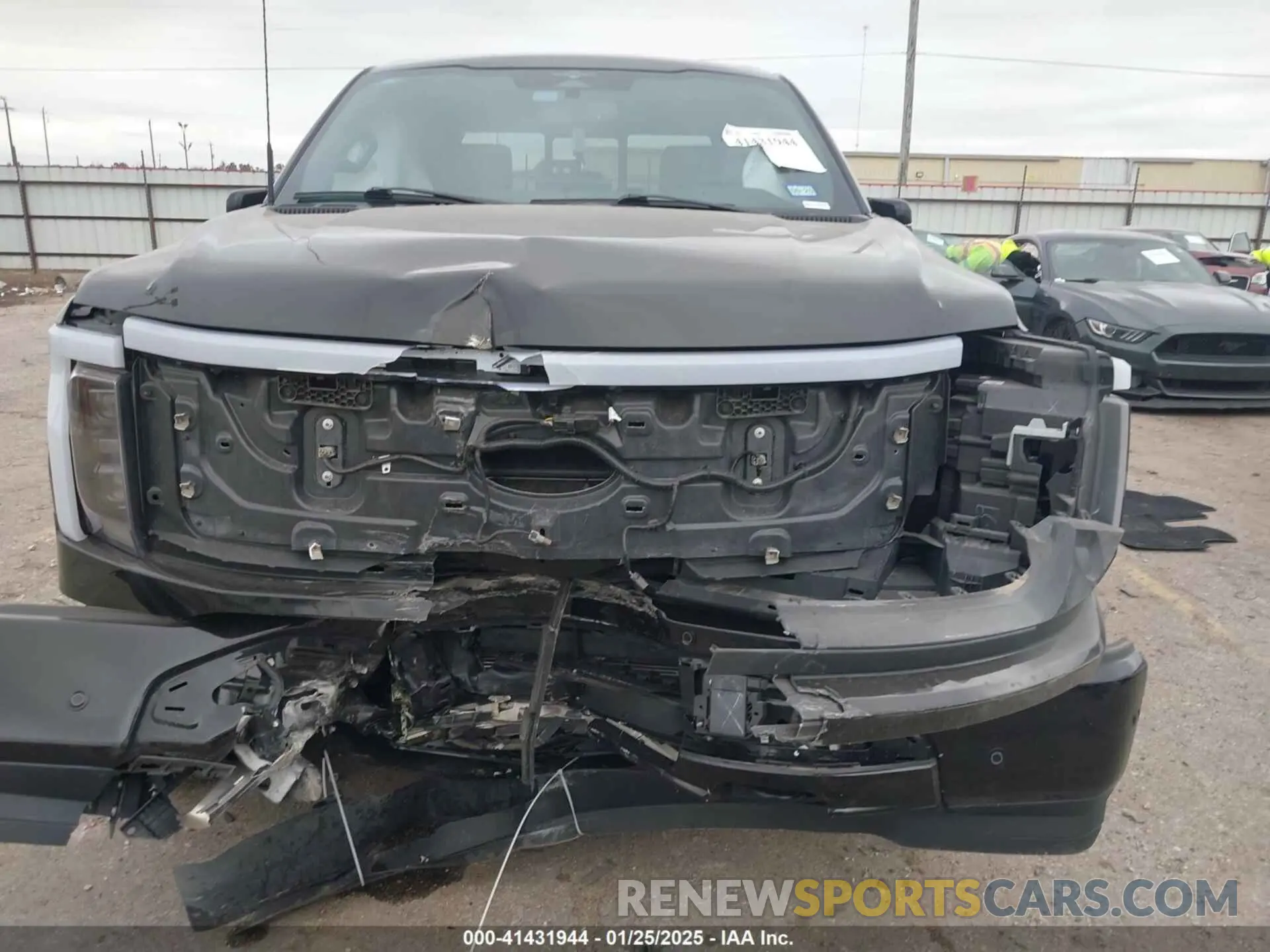 11 Фотография поврежденного автомобиля 1FT6W1EV0PWG16176 FORD F-150 LIGHTNING 2023