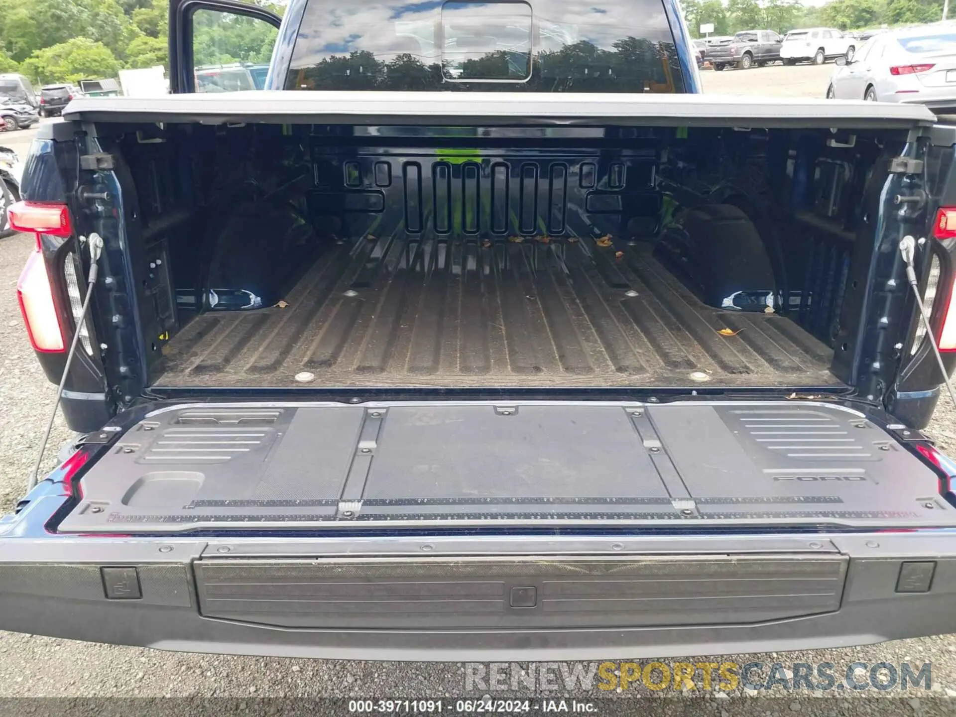 19 Photograph of a damaged car 1FT6W1EVXPWG42428 FORD F-150 LIGHTNING 2023