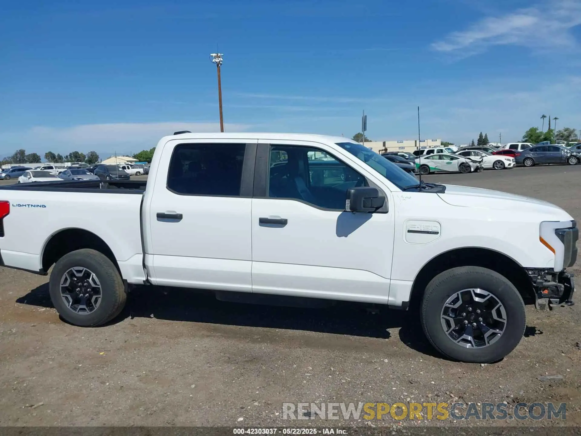 14 Фотография поврежденного автомобиля 1FTVW1EL0PWG13871 FORD F-150 LIGHTNING 2023