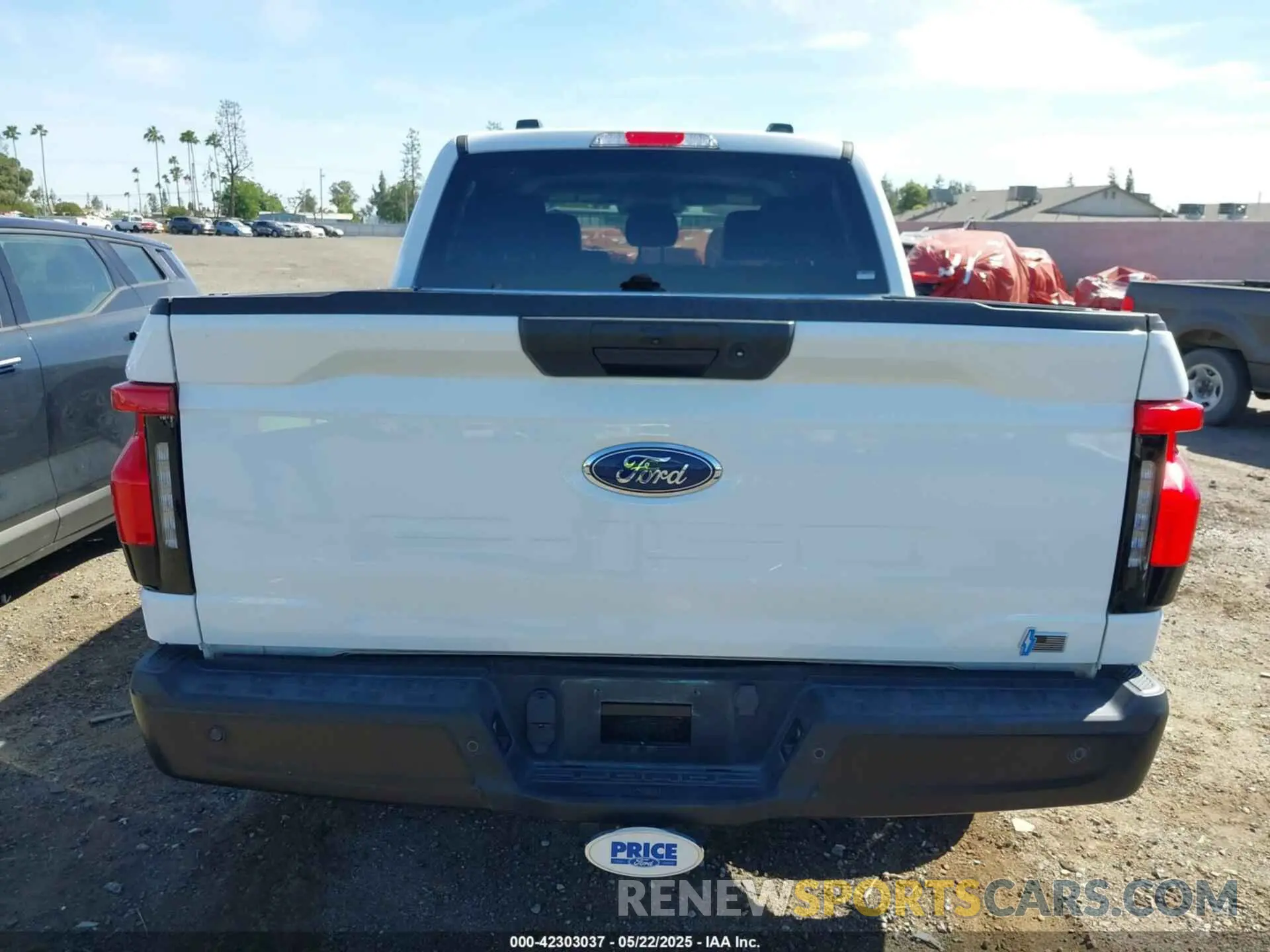17 Фотография поврежденного автомобиля 1FTVW1EL0PWG13871 FORD F-150 LIGHTNING 2023