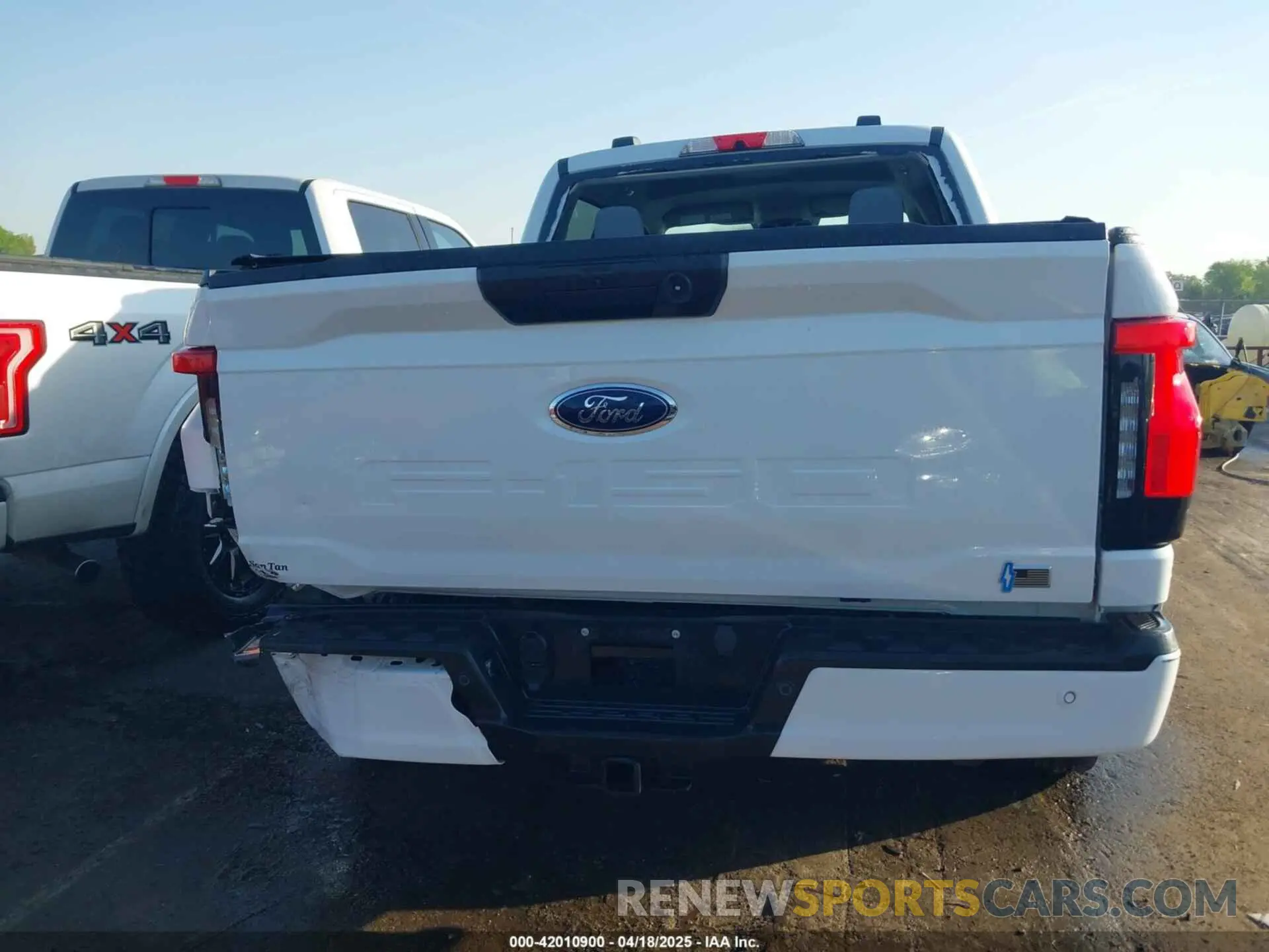 16 Photograph of a damaged car 1FTVW1EL6PWG34059 FORD F-150 LIGHTNING 2023