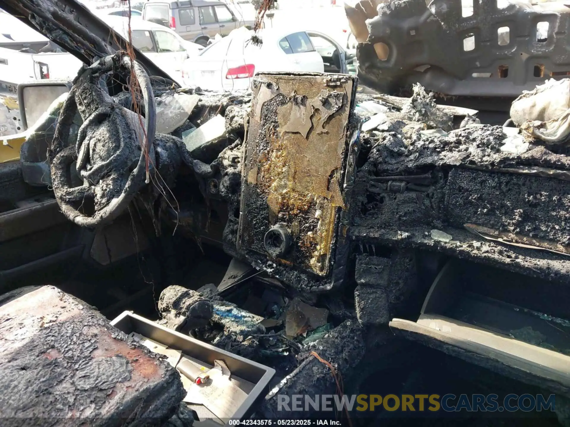9 Photograph of a damaged car 1FTVW1EV5PWG19585 FORD F-150 LIGHTNING 2023