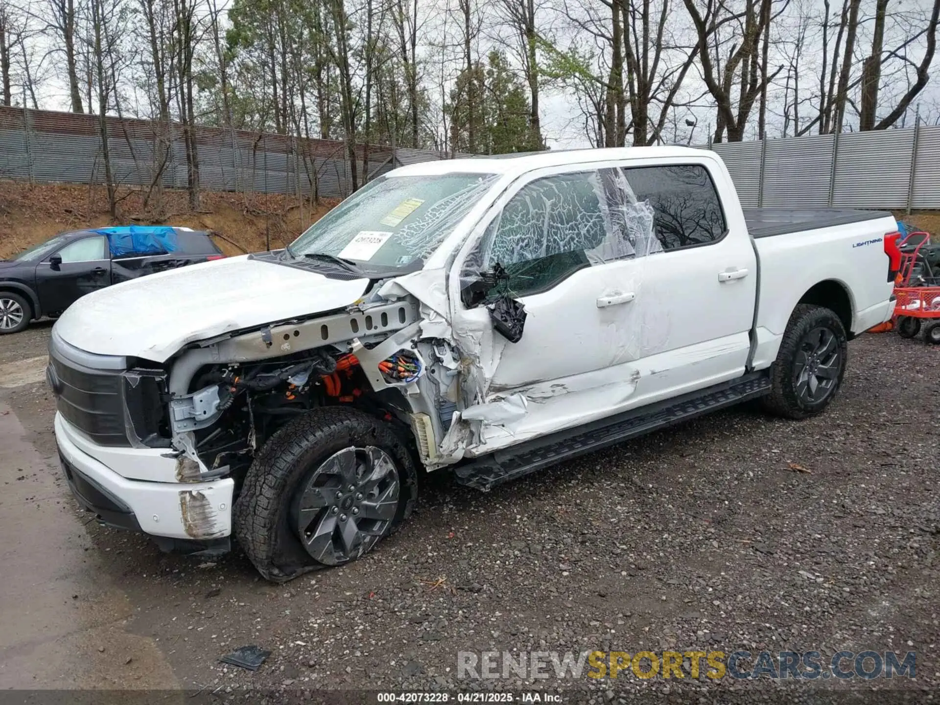 2 Фотография поврежденного автомобиля 1FTVW1EVXPWG27360 FORD F-150 LIGHTNING 2023