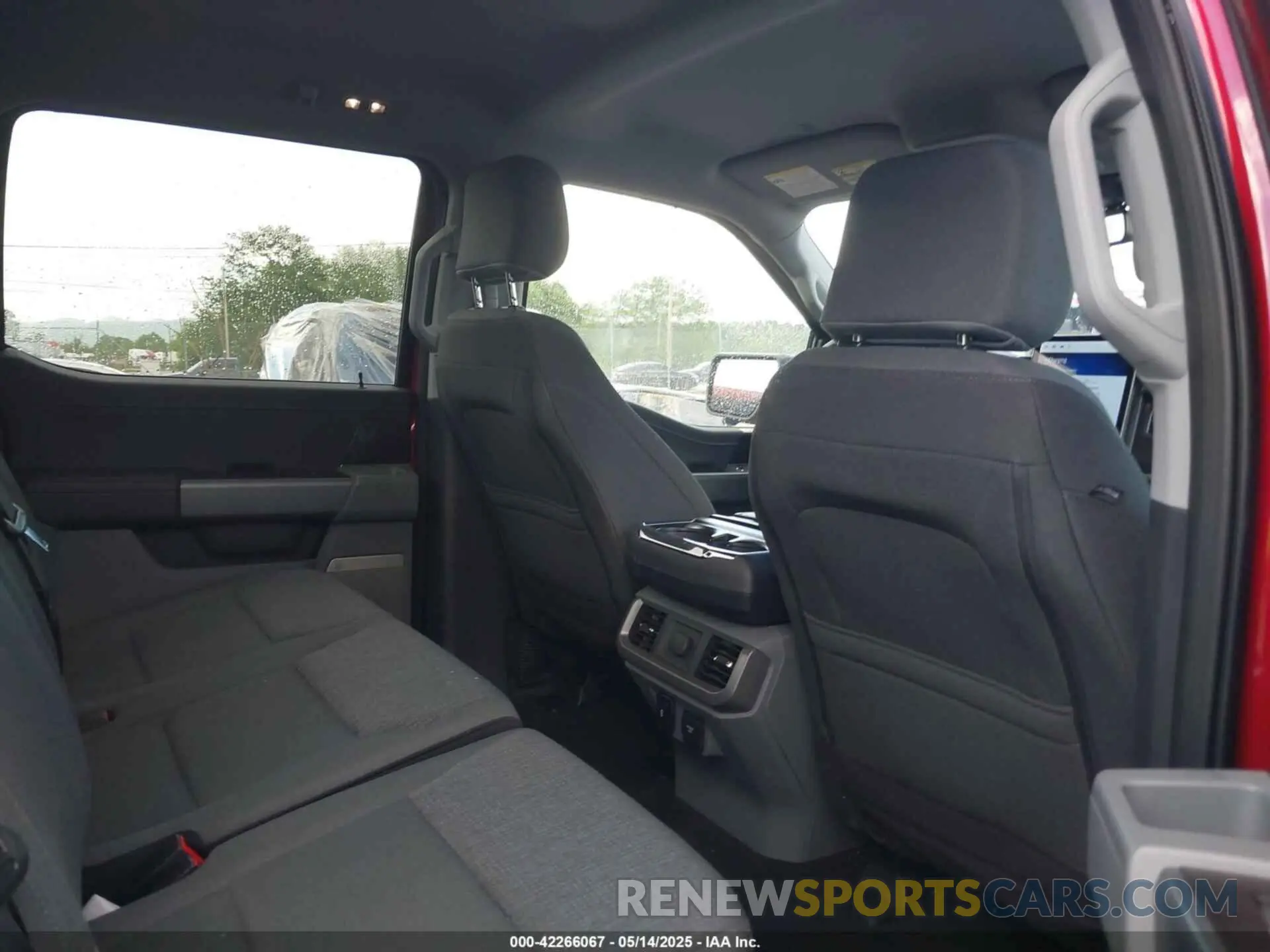 8 Фотография поврежденного автомобиля 1FT6W3L7XRWG02773 FORD F-150 LIGHTNING 2024