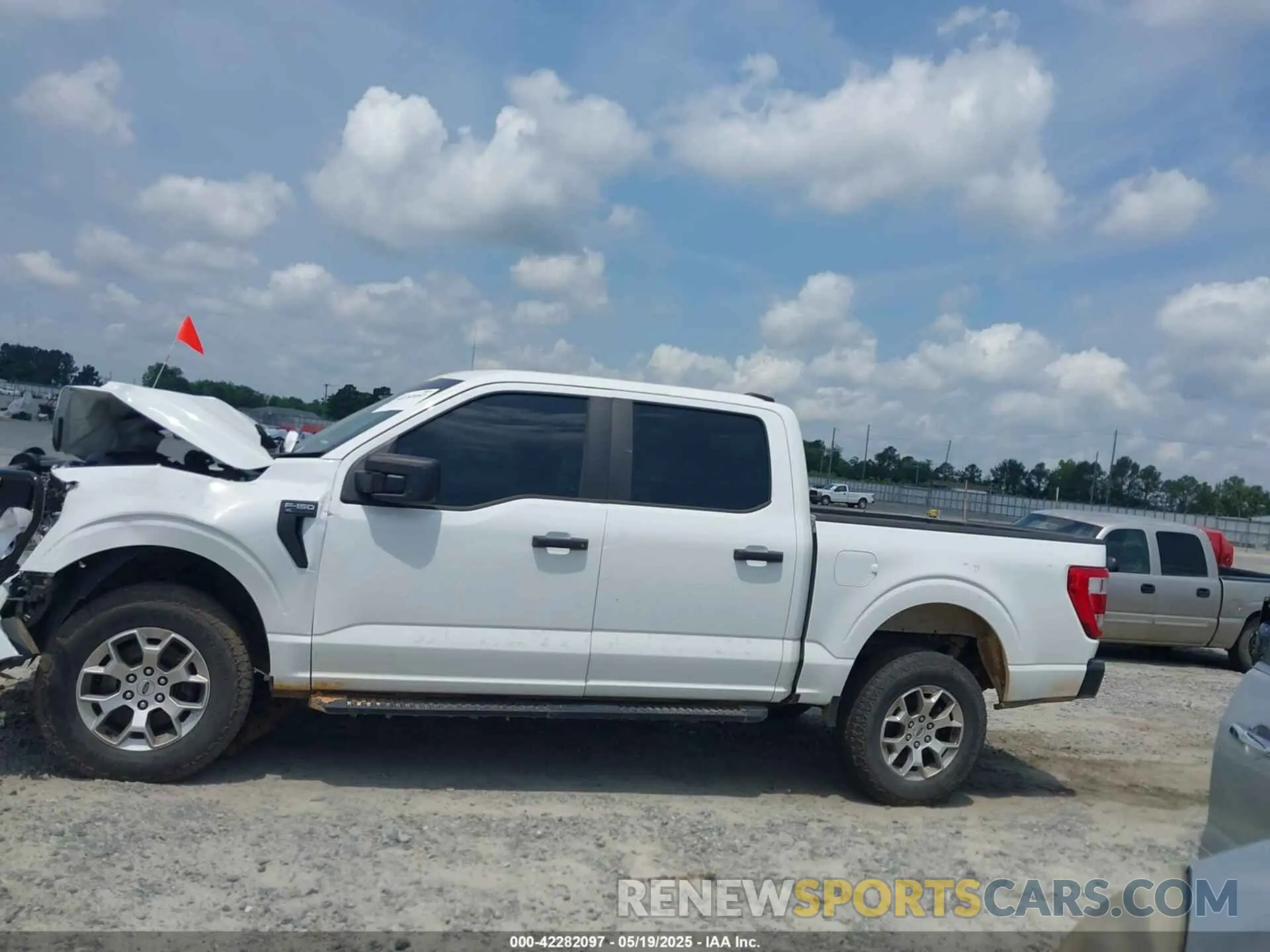 14 Photograph of a damaged car 1FTFW1P82PKD22518 FORD F-150 POLICE RESPONDER 2023