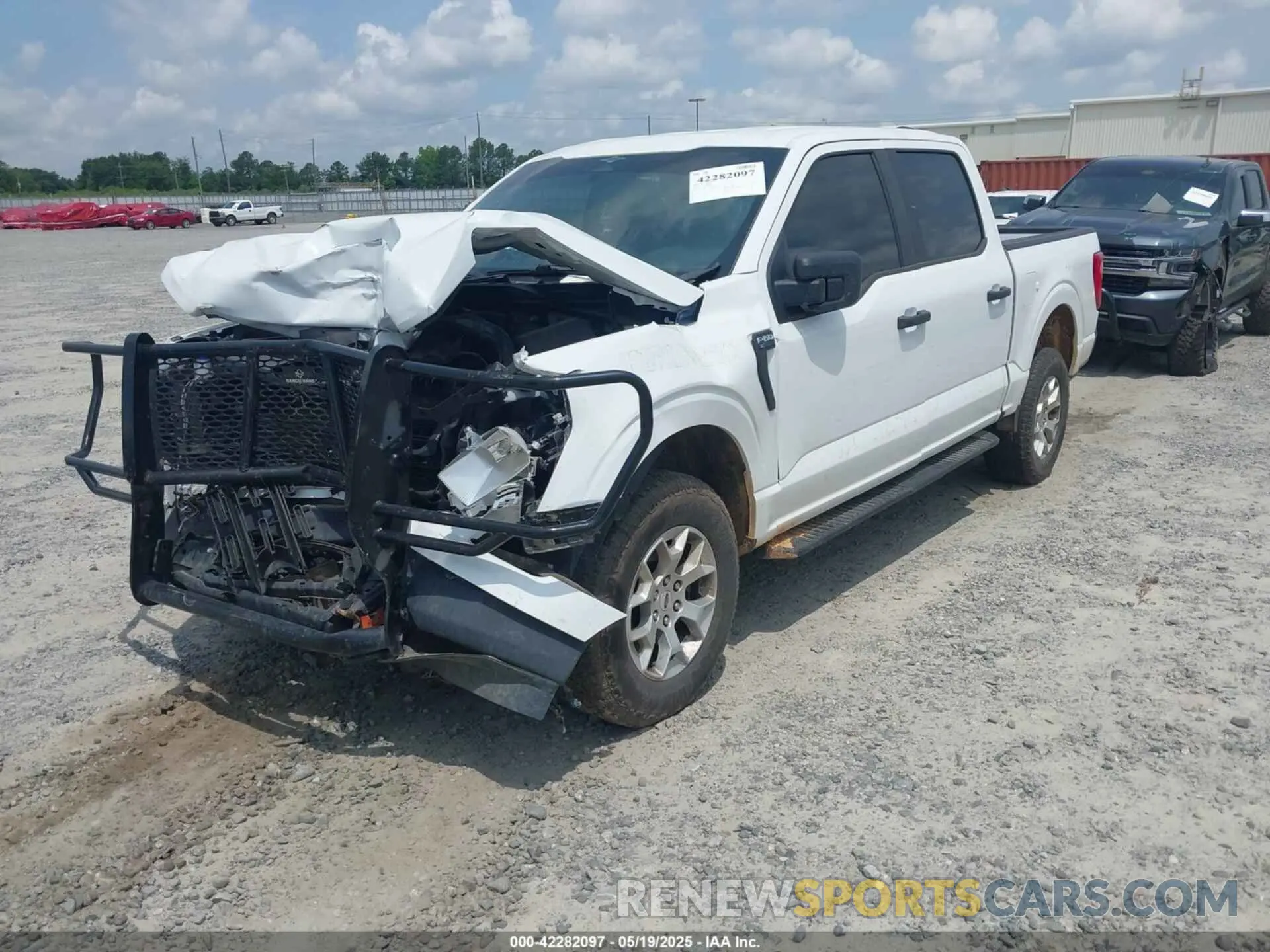 2 Photograph of a damaged car 1FTFW1P82PKD22518 FORD F-150 POLICE RESPONDER 2023