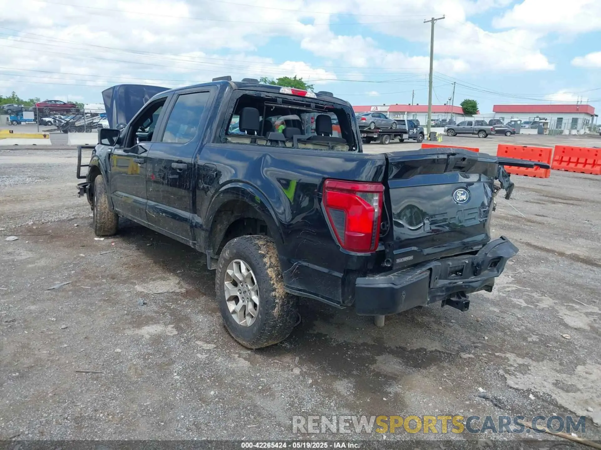 3 Photograph of a damaged car 1FTFW1P8XRKE03981 FORD F-150 POLICE RESPONDER 2024