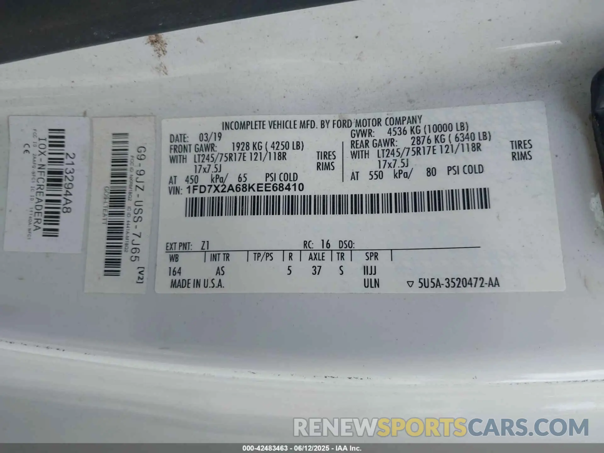 9 Photograph of a damaged car 1FD7X2A68KEE68410 FORD F-250 2019