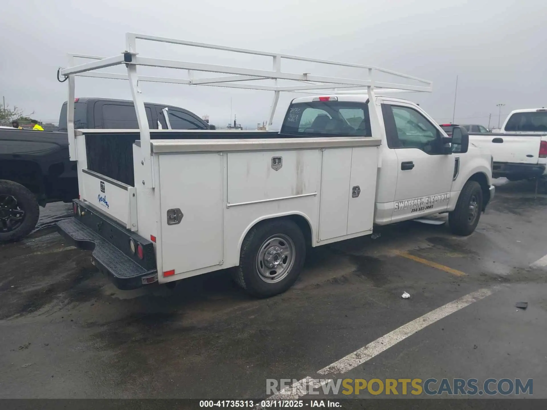 4 Фотография поврежденного автомобиля 1FDBF2A60KEC36428 FORD F-250 2019