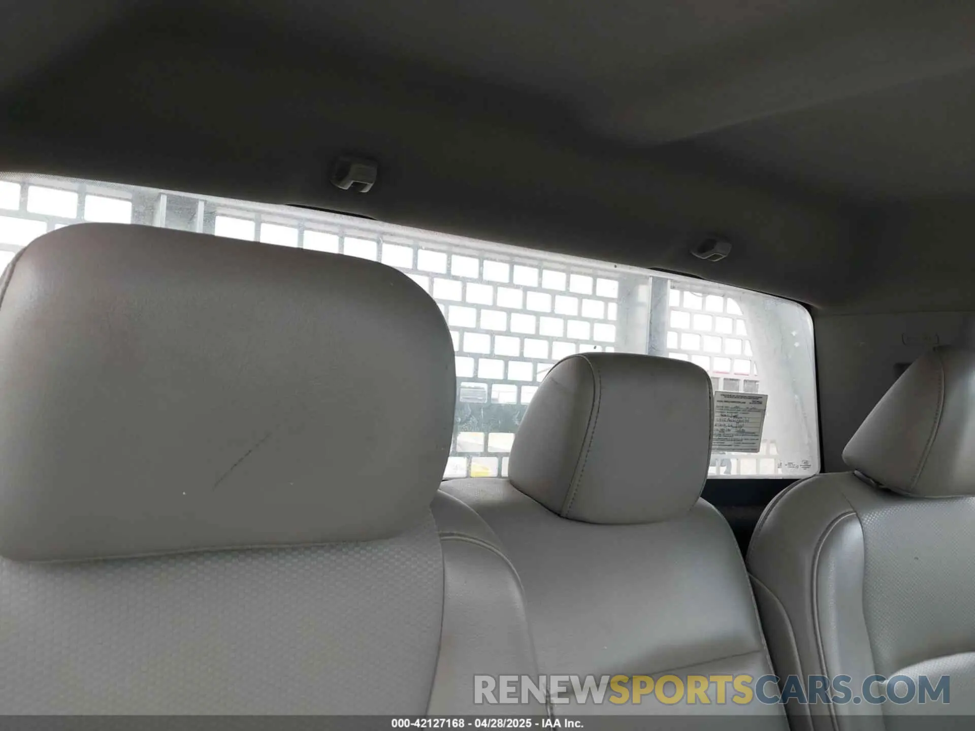 8 Photograph of a damaged car 1FDBF2A69KED44630 FORD F-250 2019