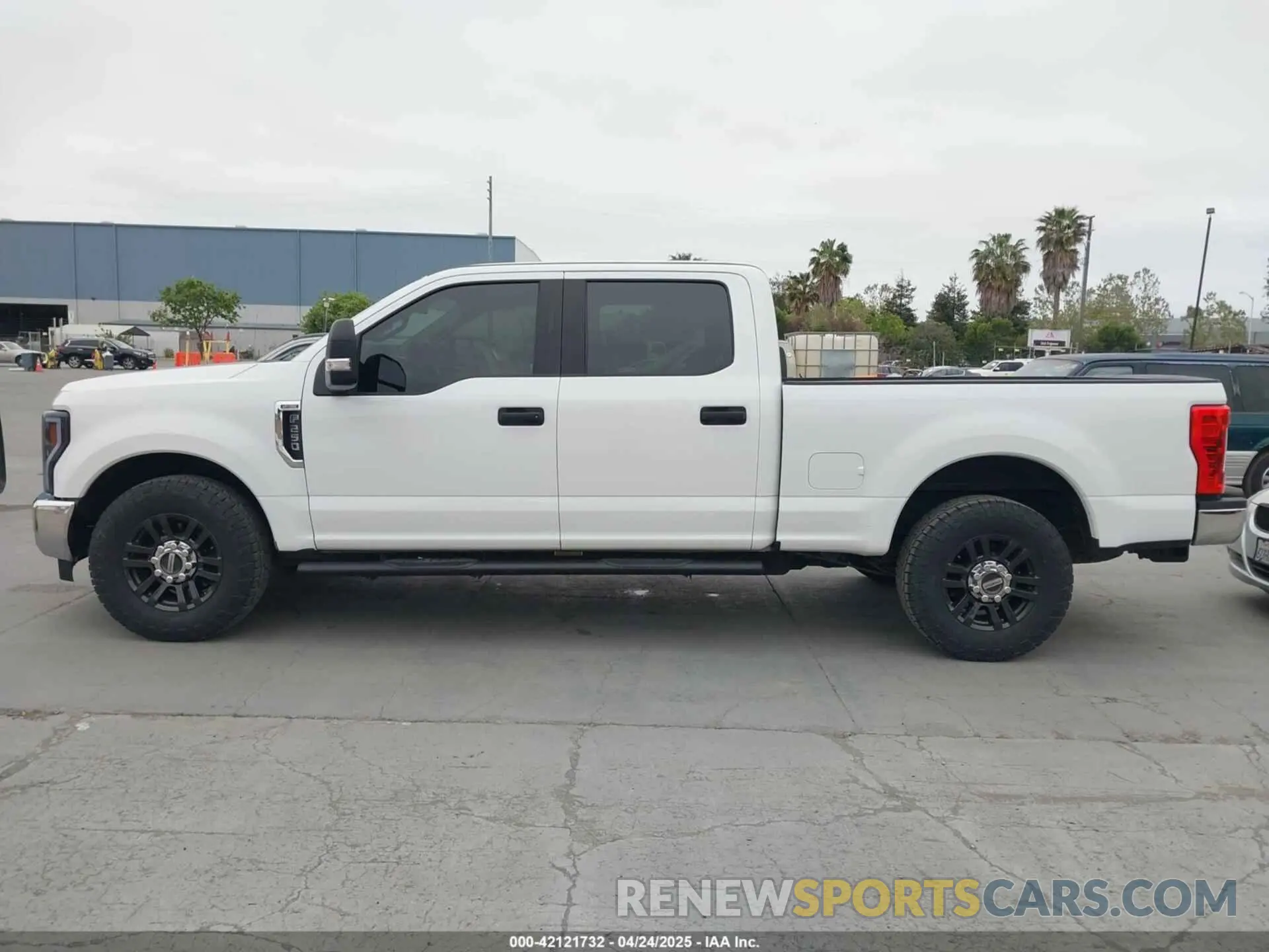 14 Фотография поврежденного автомобиля 1FT7W2A66KEF60607 FORD F-250 2019