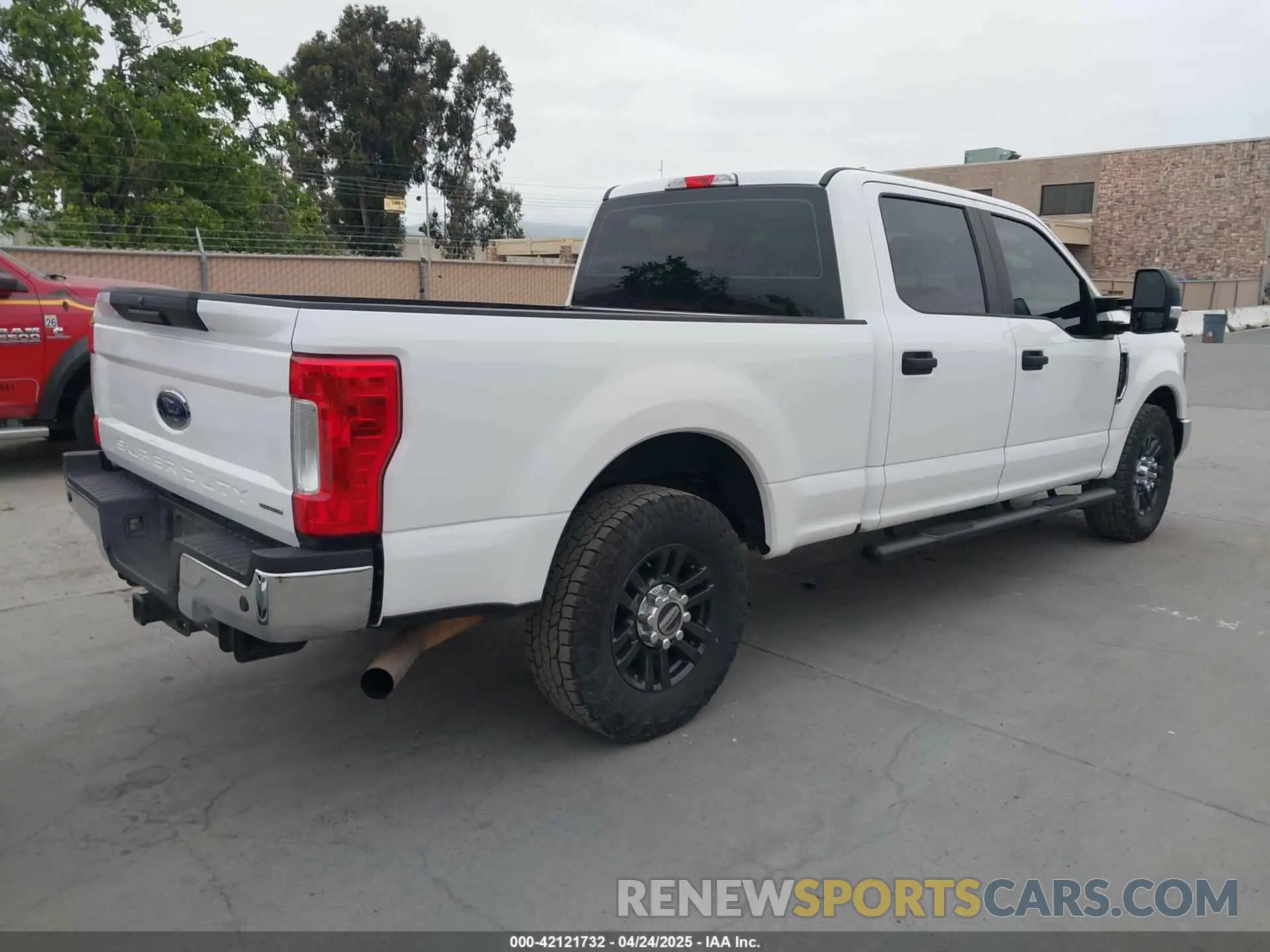 4 Фотография поврежденного автомобиля 1FT7W2A66KEF60607 FORD F-250 2019