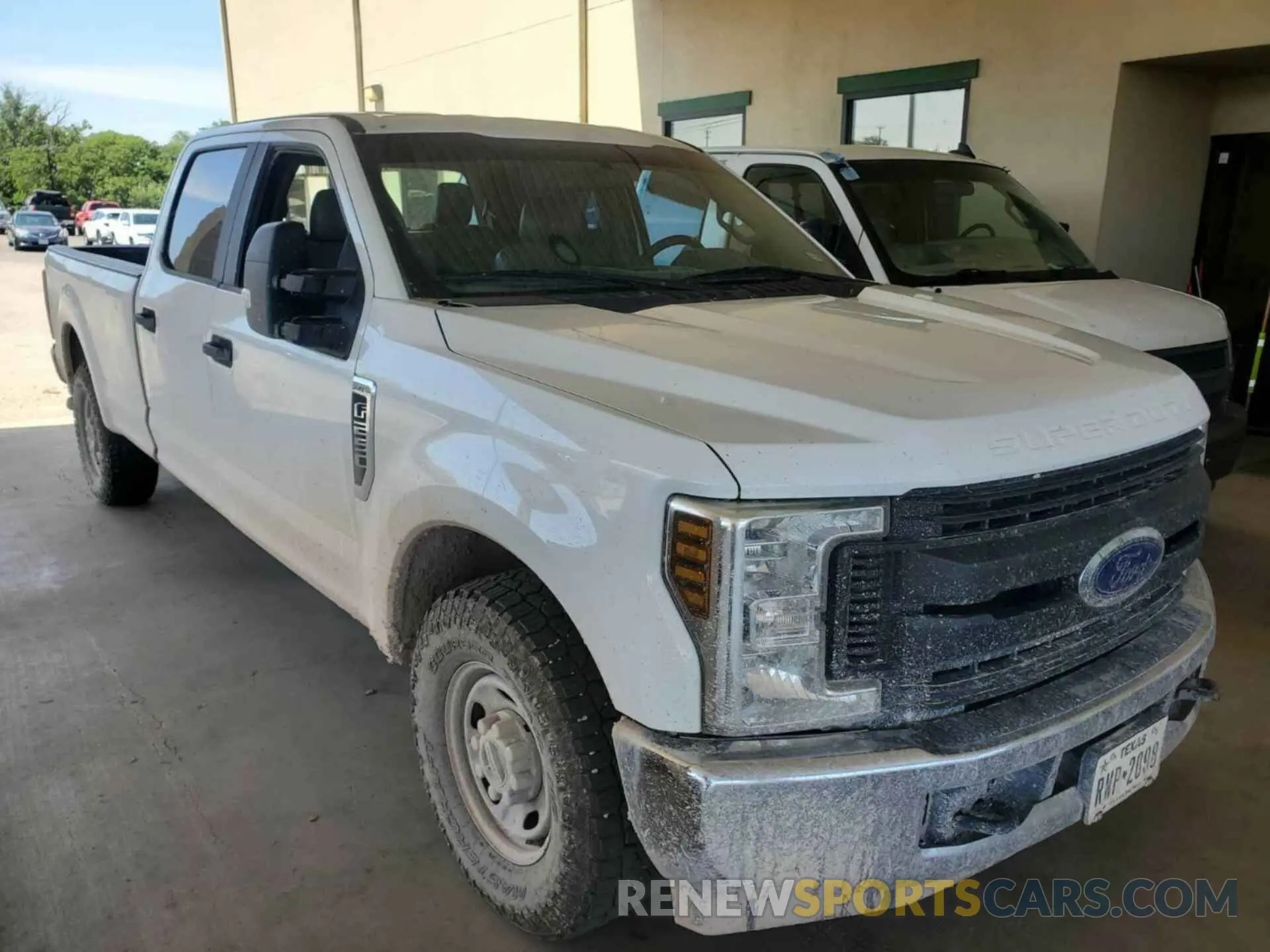14 Photograph of a damaged car 1FT7W2A6XKEE58730 FORD F-250 2019