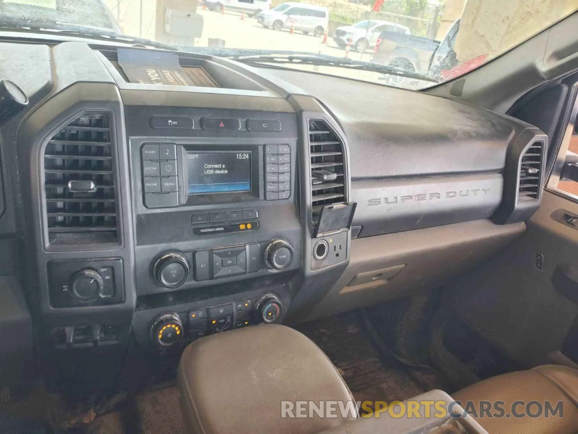 17 Photograph of a damaged car 1FT7W2A6XKEE58730 FORD F-250 2019