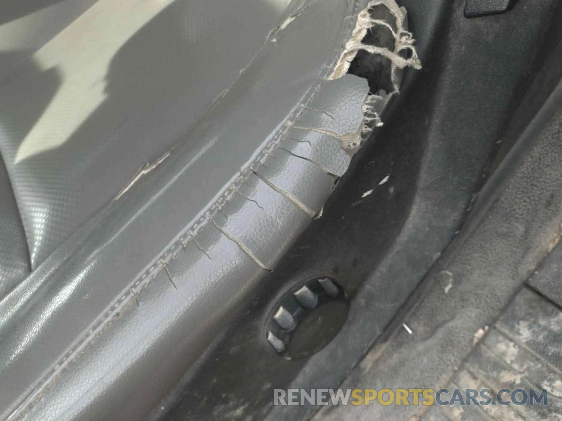 19 Photograph of a damaged car 1FT7W2A6XKEE58730 FORD F-250 2019