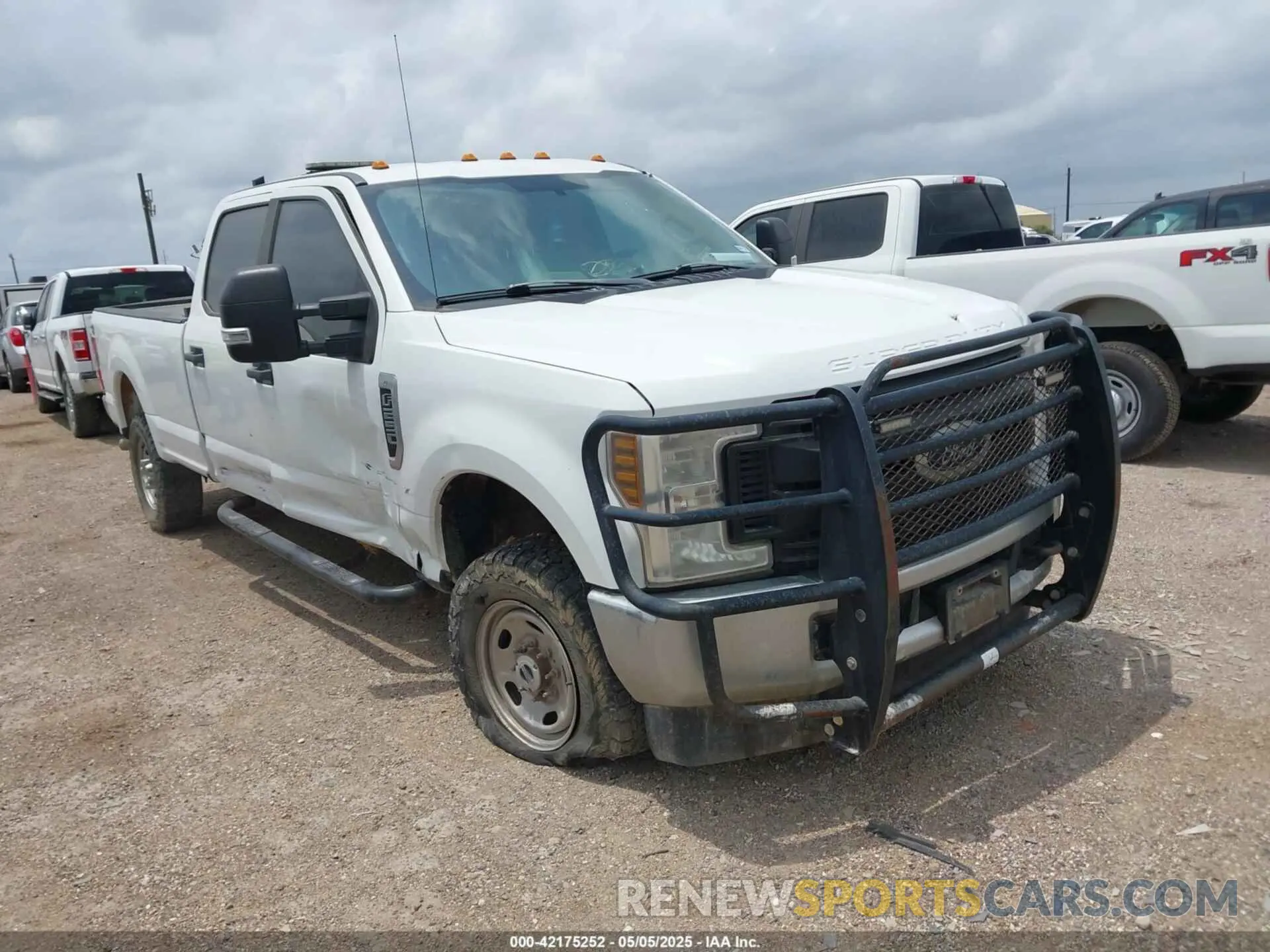 1 Photograph of a damaged car 1FT7W2B60KED14800 FORD F-250 2019