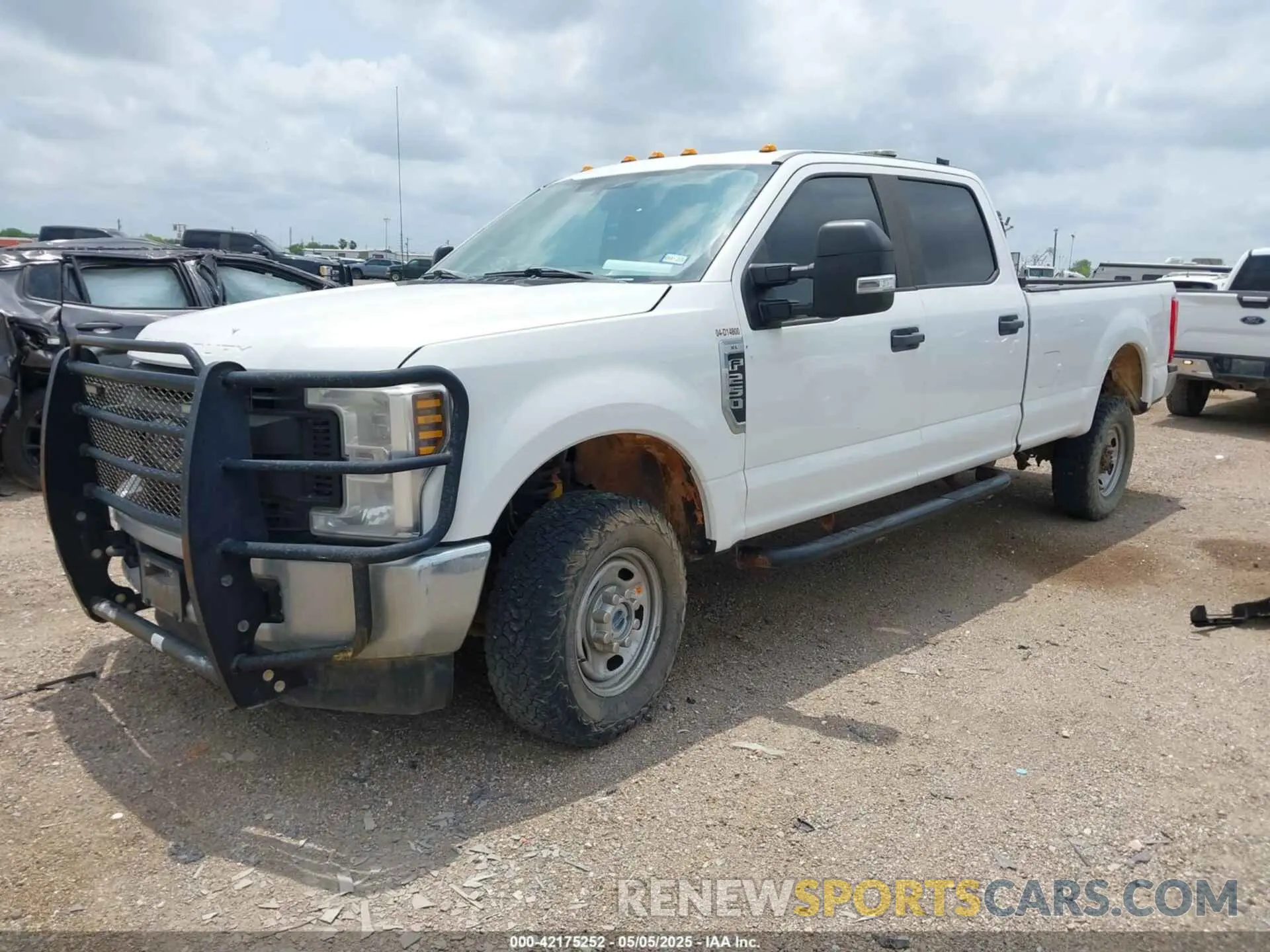 2 Photograph of a damaged car 1FT7W2B60KED14800 FORD F-250 2019