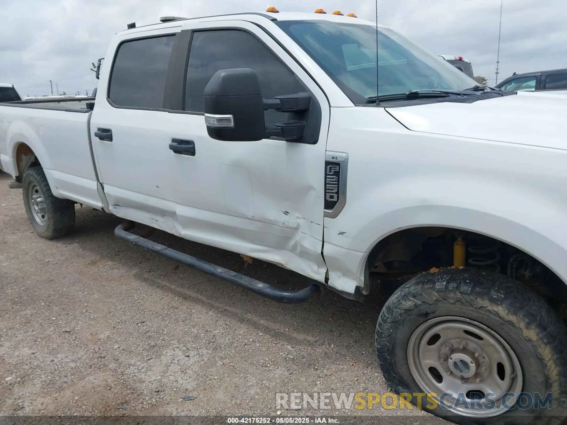 6 Photograph of a damaged car 1FT7W2B60KED14800 FORD F-250 2019