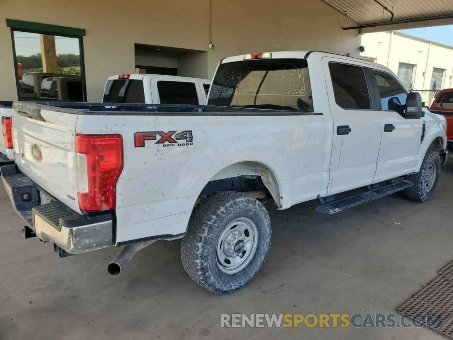 13 Photograph of a damaged car 1FT7W2B60KED86533 FORD F-250 2019