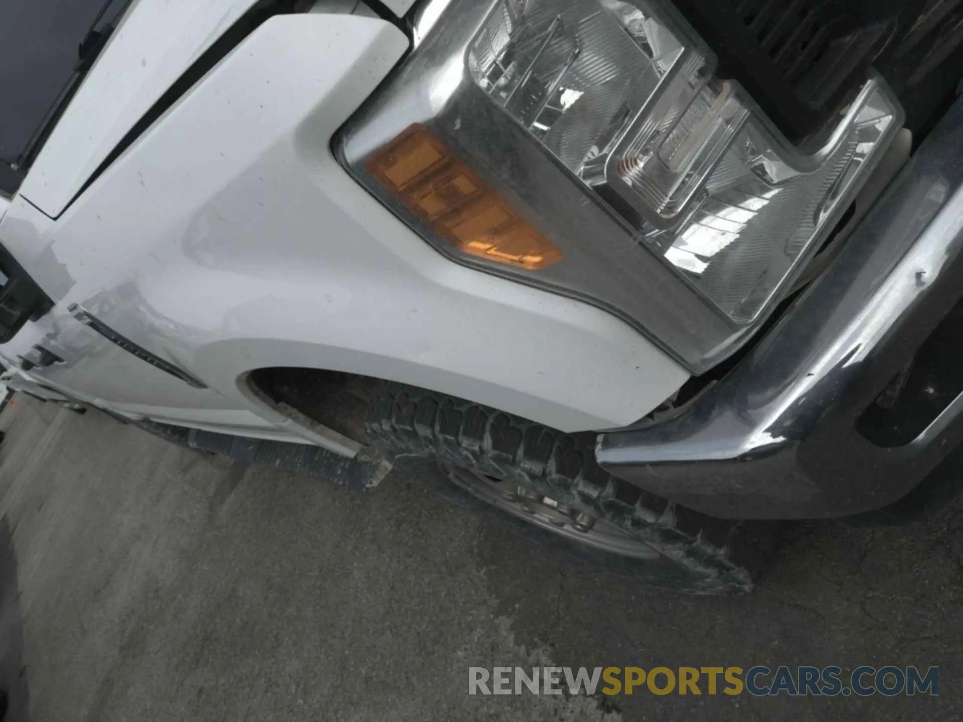 15 Photograph of a damaged car 1FT7W2B60KED86533 FORD F-250 2019