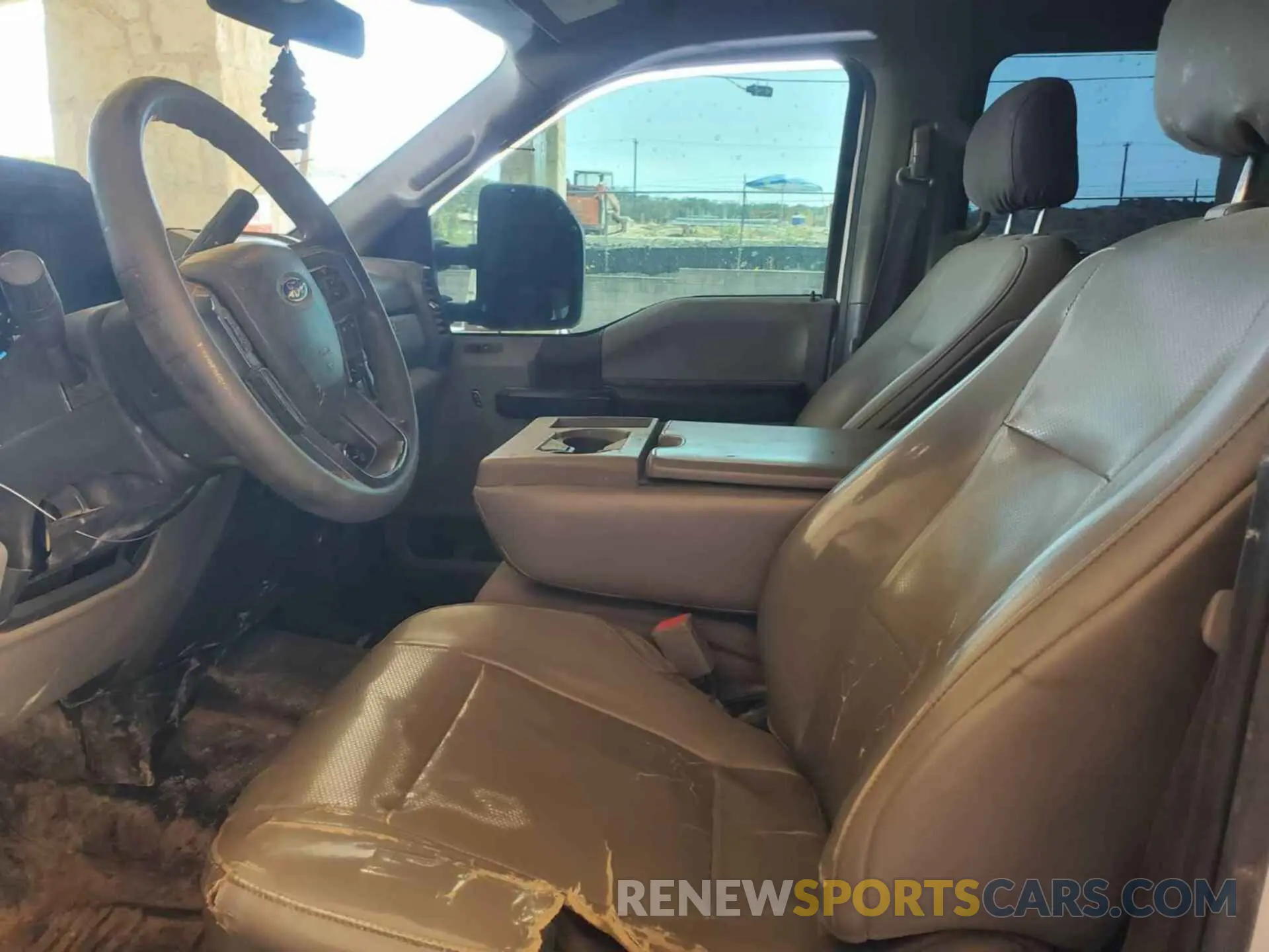 2 Photograph of a damaged car 1FT7W2B60KED86533 FORD F-250 2019