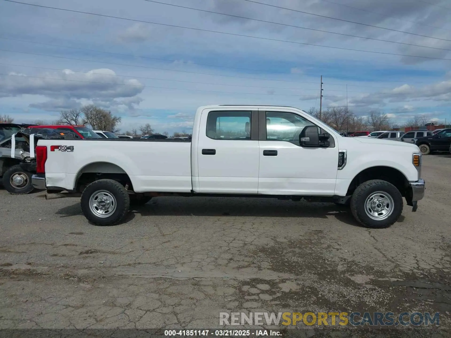 13 Photograph of a damaged car 1FT7W2B60KEF78955 FORD F-250 2019
