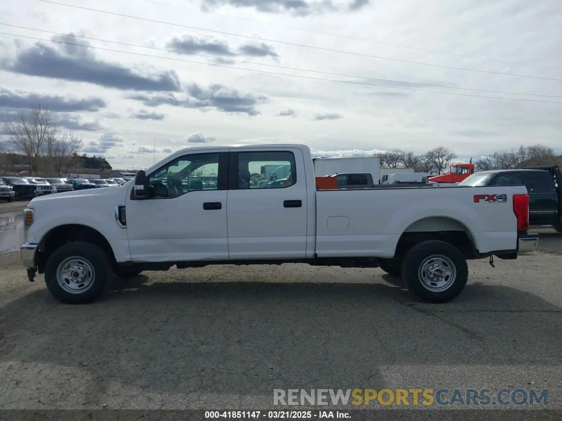 14 Photograph of a damaged car 1FT7W2B60KEF78955 FORD F-250 2019