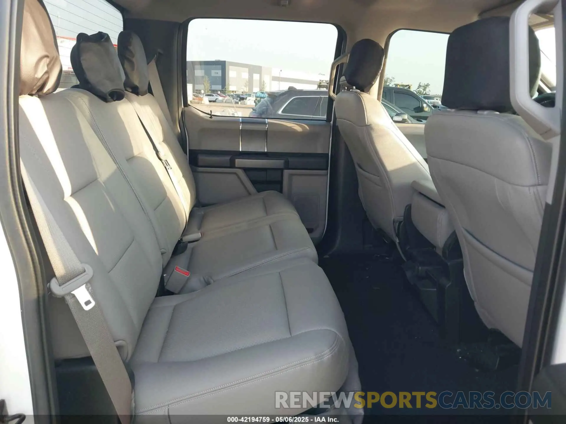 8 Фотография поврежденного автомобиля 1FT7W2B60KEG82426 FORD F-250 2019