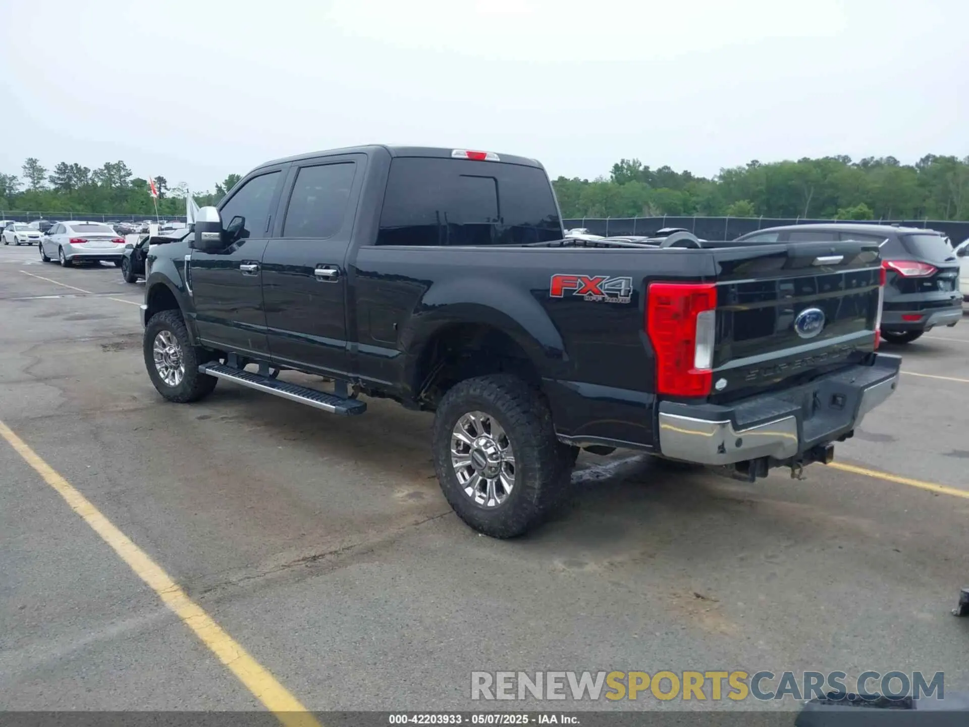 3 Фотография поврежденного автомобиля 1FT7W2B60KEG82555 FORD F-250 2019