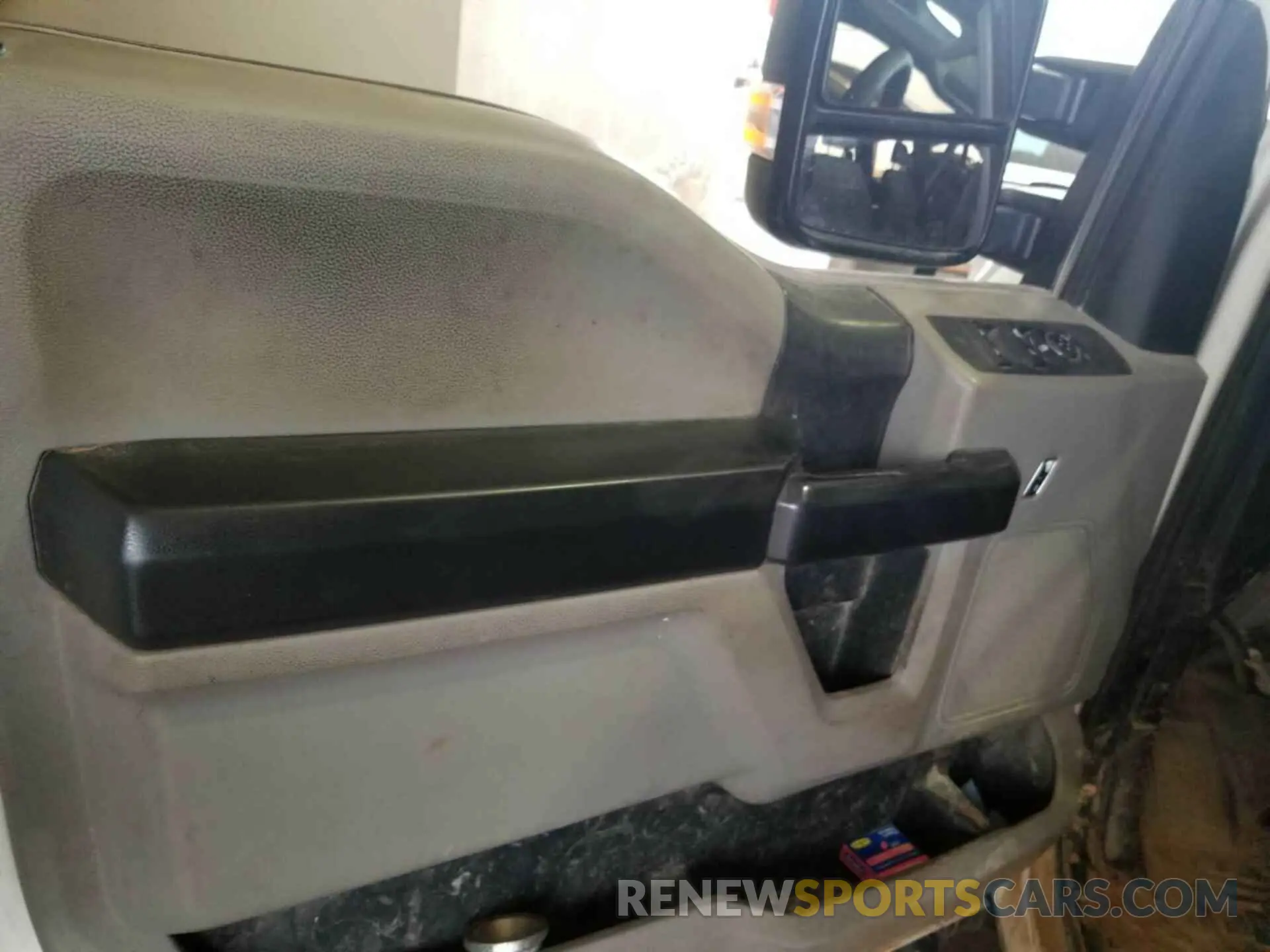 11 Photograph of a damaged car 1FT7W2B61KED86539 FORD F-250 2019