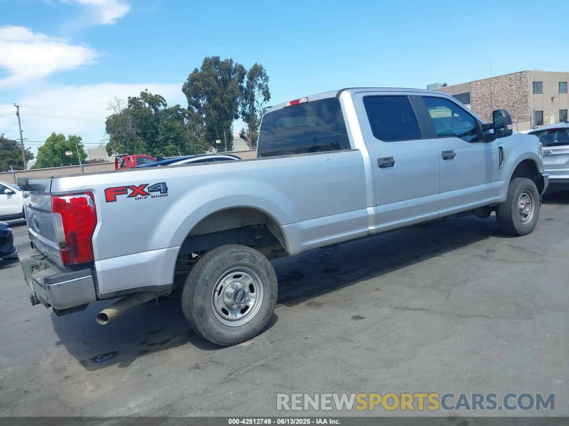 4 Фотография поврежденного автомобиля 1FT7W2B62KEC89768 FORD F-250 2019
