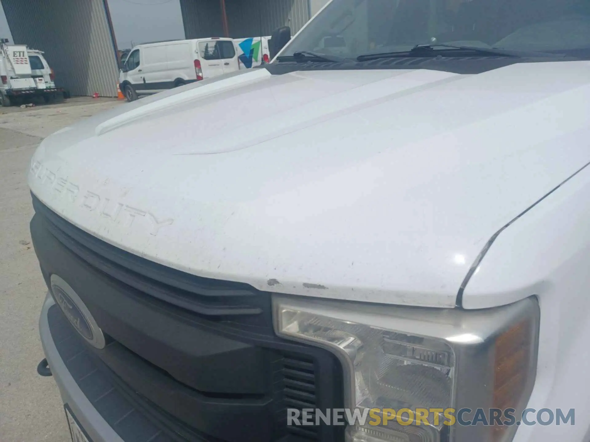 13 Фотография поврежденного автомобиля 1FT7W2B65KEC34294 FORD F-250 2019