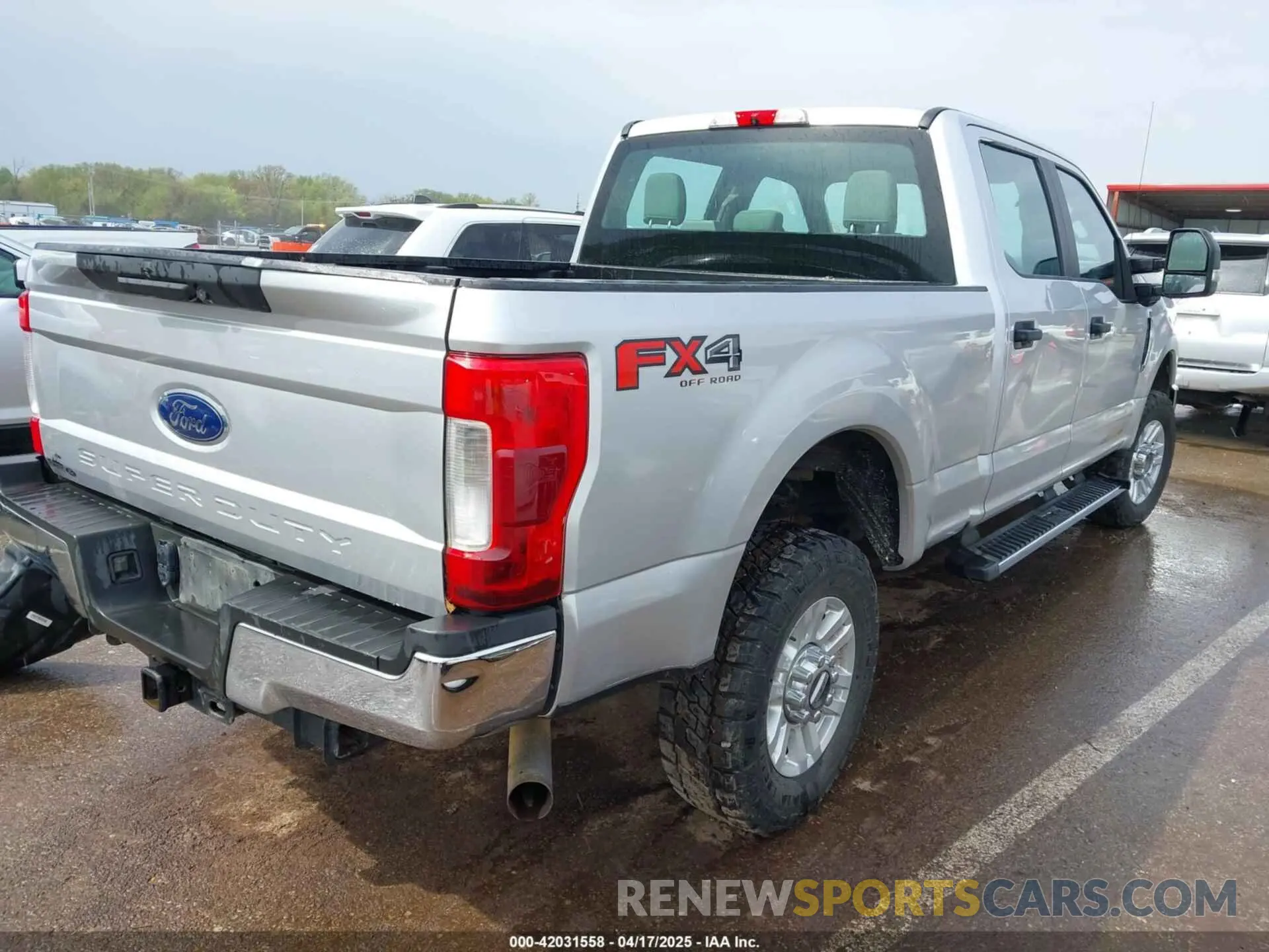 4 Photograph of a damaged car 1FT7W2B67KEC20297 FORD F-250 2019