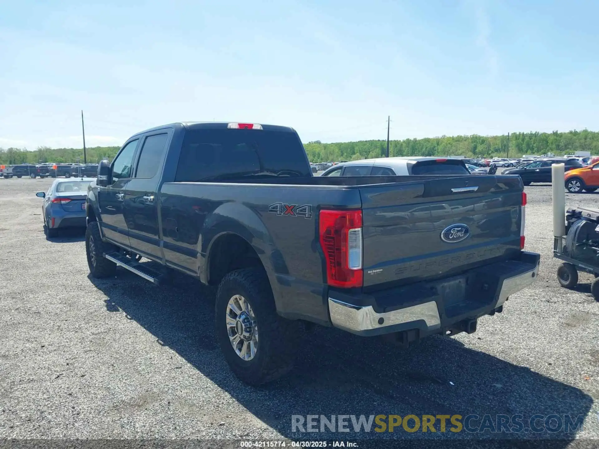 3 Фотография поврежденного автомобиля 1FT7W2B6XKED46072 FORD F-250 2019