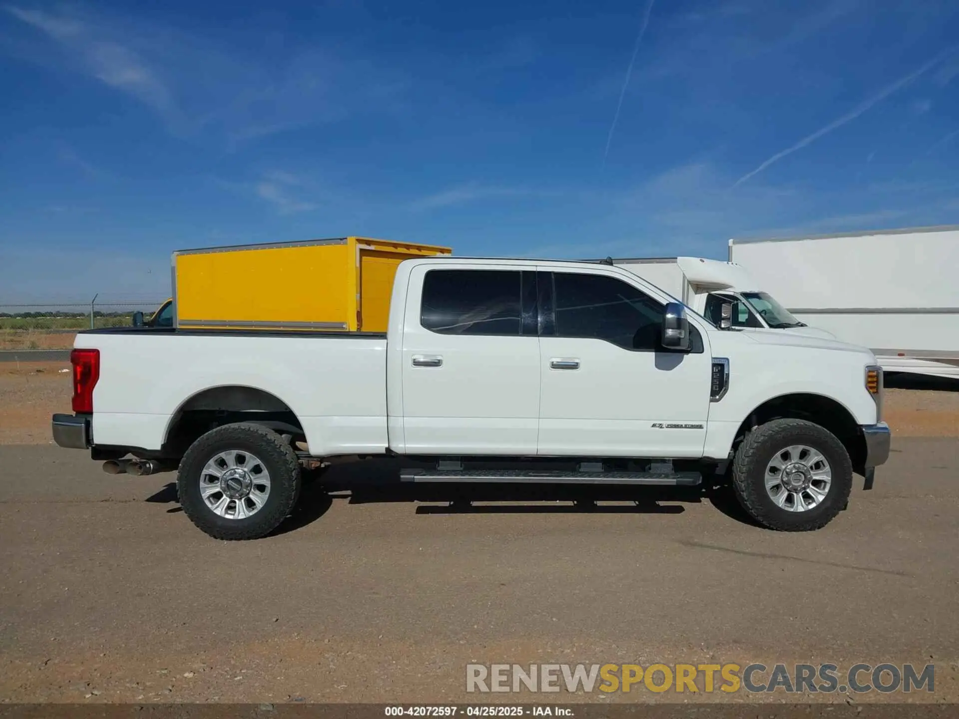 13 Photograph of a damaged car 1FT7W2BT0KED54168 FORD F-250 2019