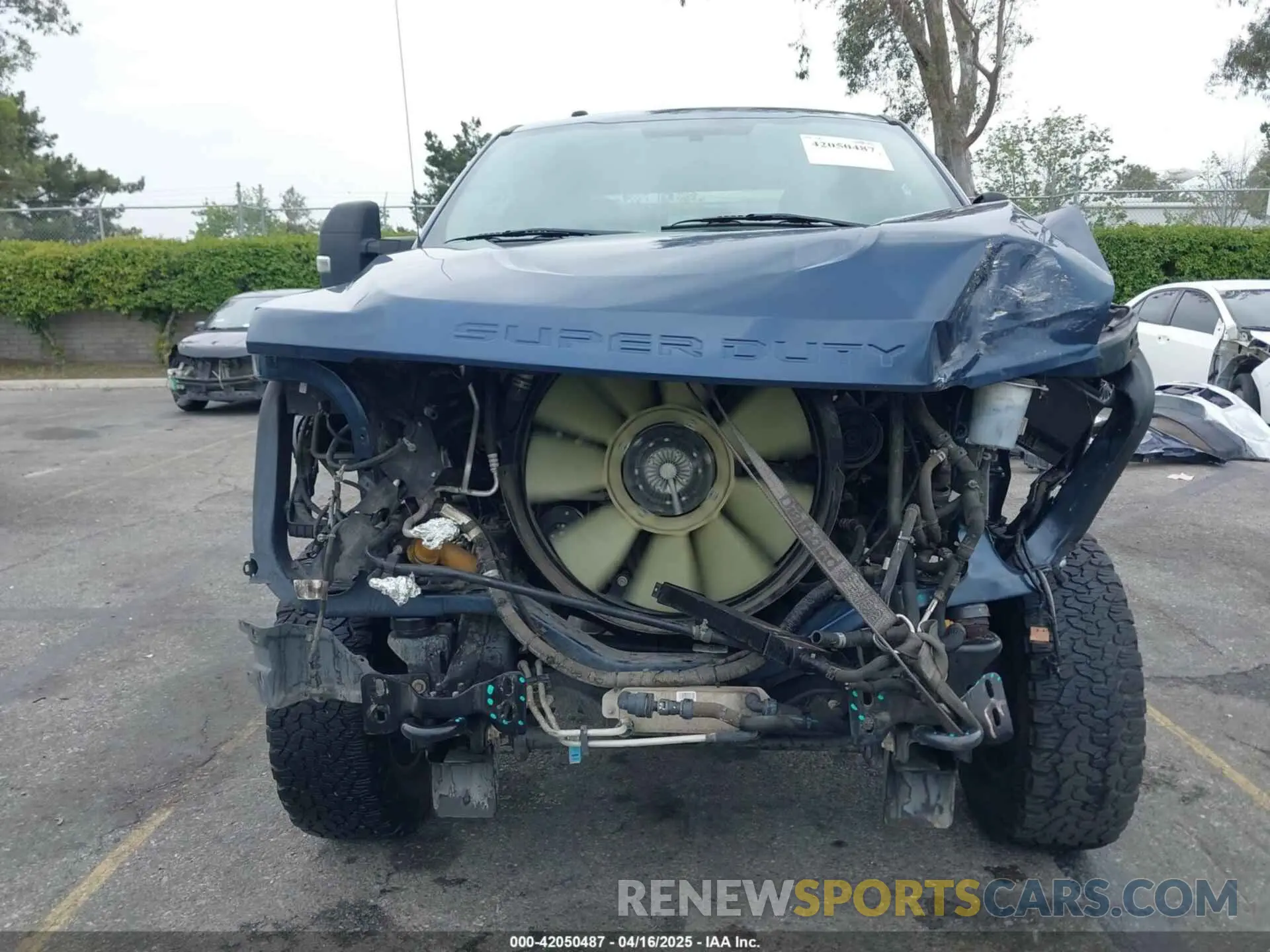 13 Фотография поврежденного автомобиля 1FT7W2BT2KEE58404 FORD F-250 2019