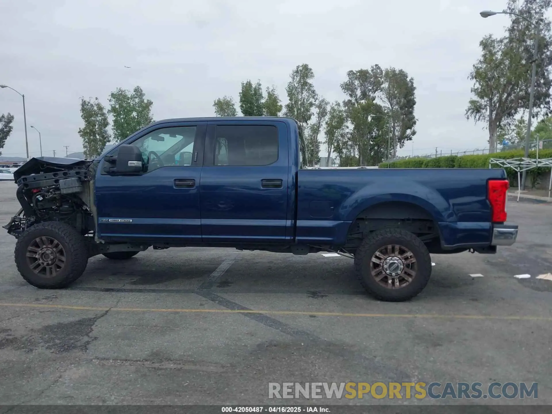 15 Фотография поврежденного автомобиля 1FT7W2BT2KEE58404 FORD F-250 2019