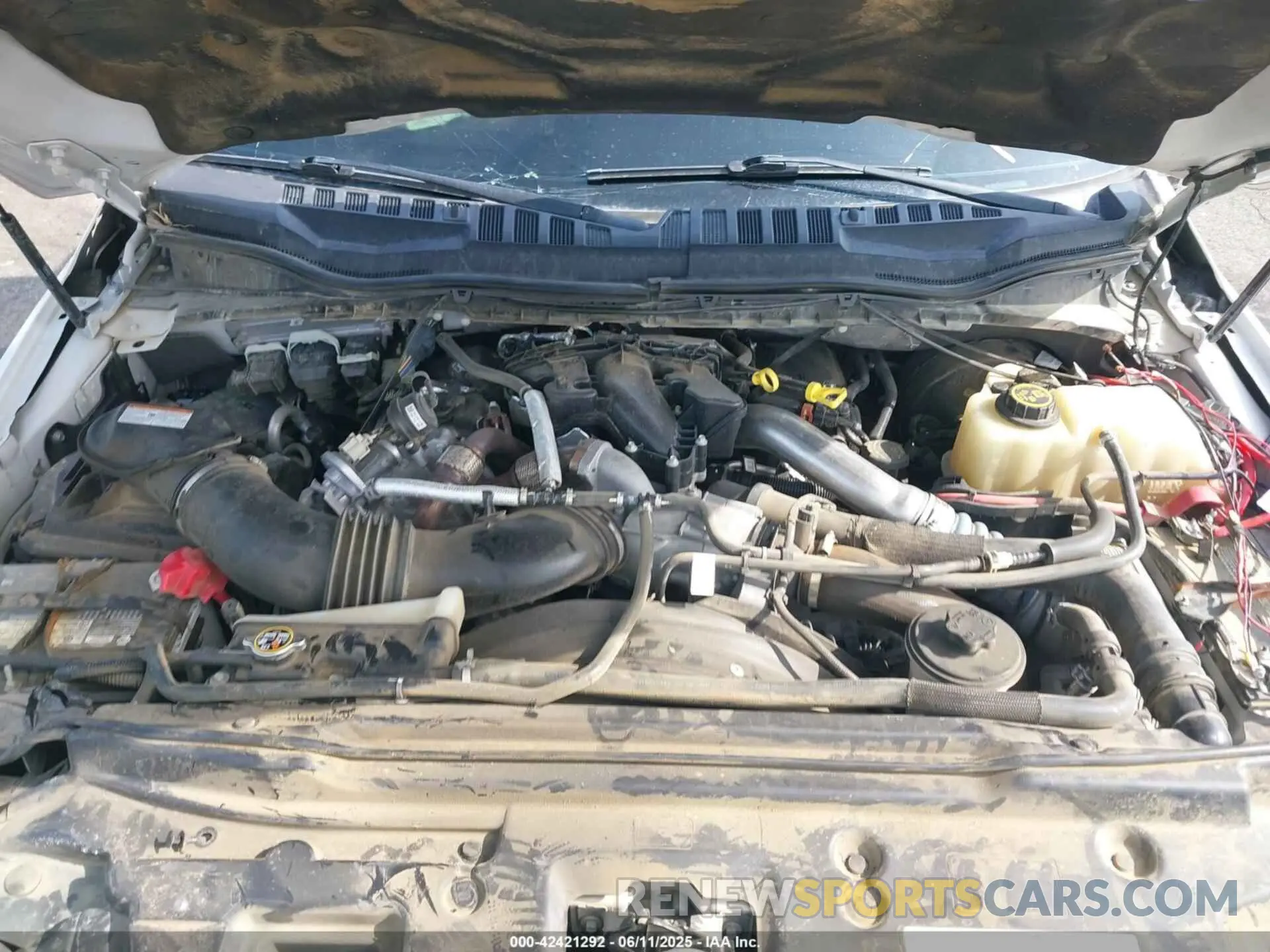 10 Photograph of a damaged car 1FT7W2BT2KEF68045 FORD F-250 2019