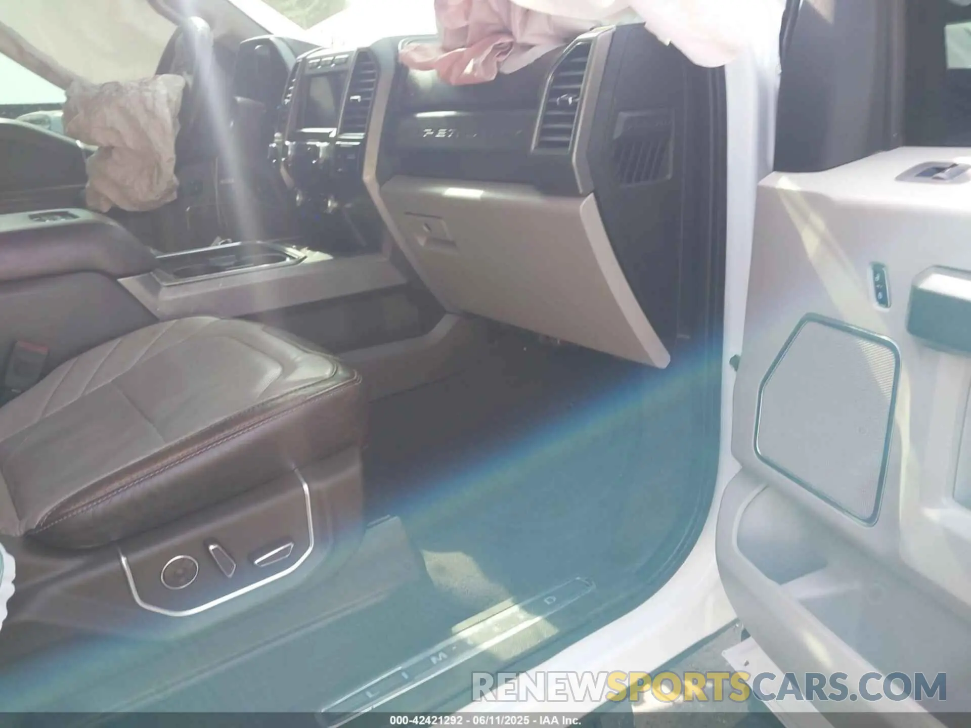 5 Photograph of a damaged car 1FT7W2BT2KEF68045 FORD F-250 2019