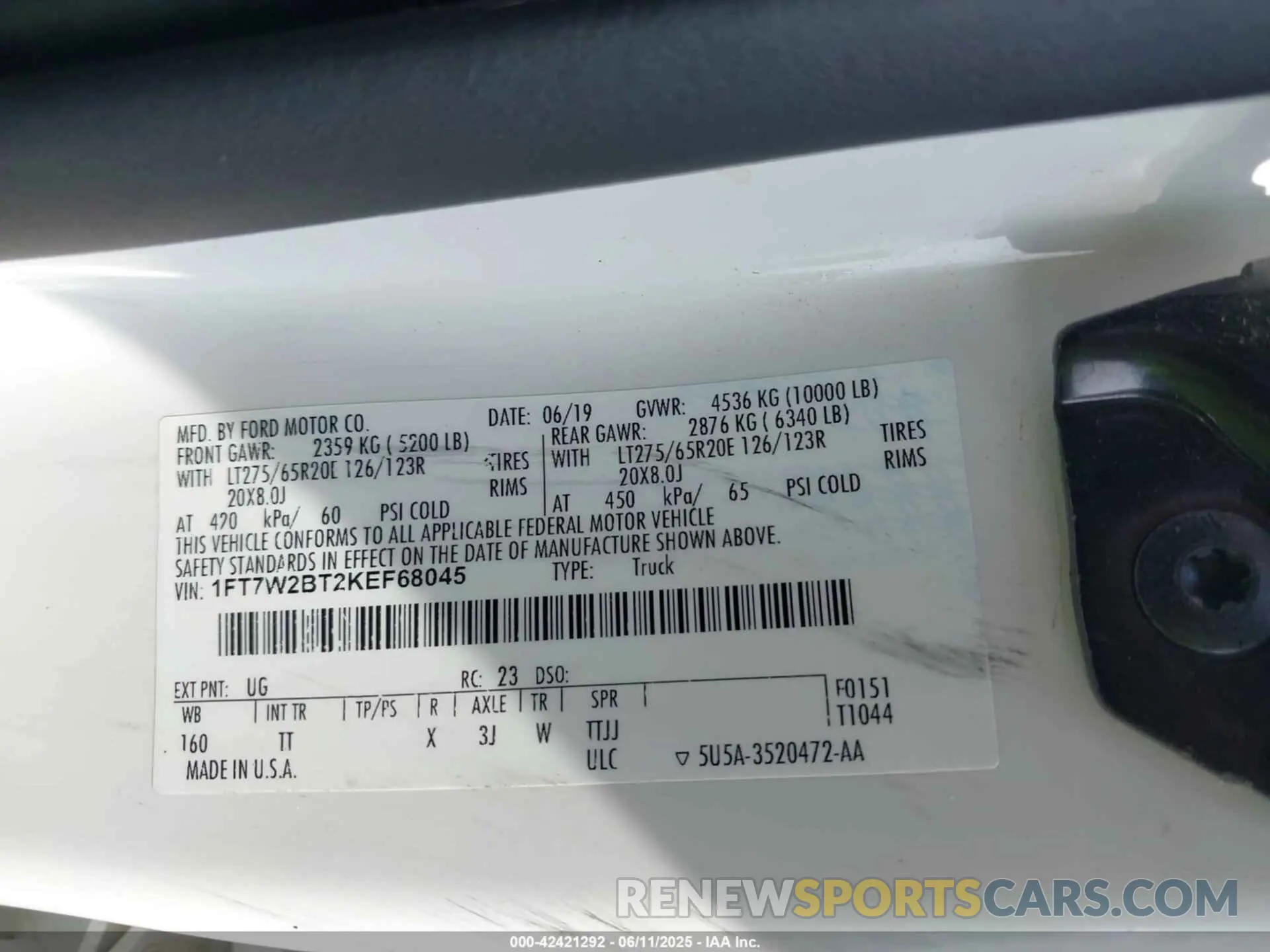 9 Photograph of a damaged car 1FT7W2BT2KEF68045 FORD F-250 2019