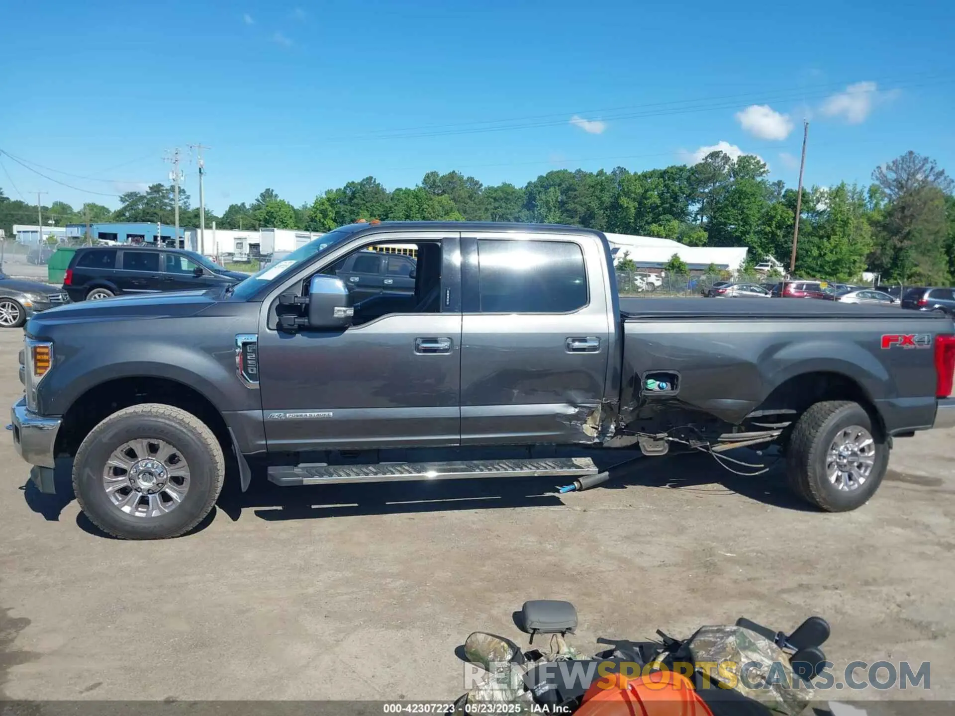 13 Фотография поврежденного автомобиля 1FT7W2BT3KED46159 FORD F-250 2019